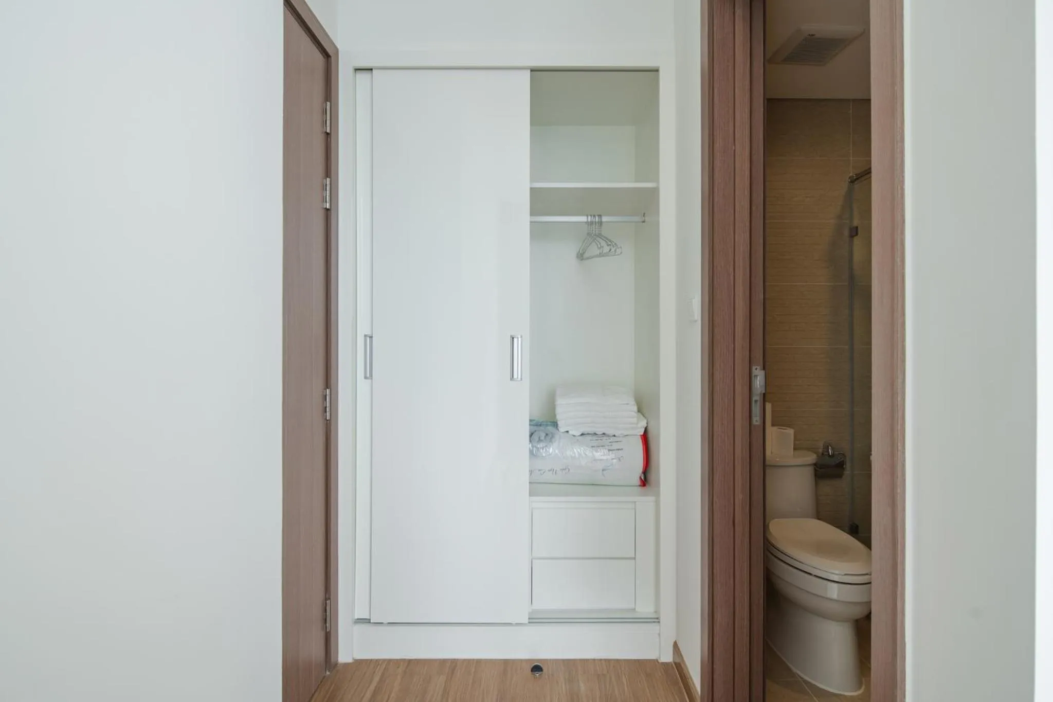 Luxury Apartment Vinhomes Skylake