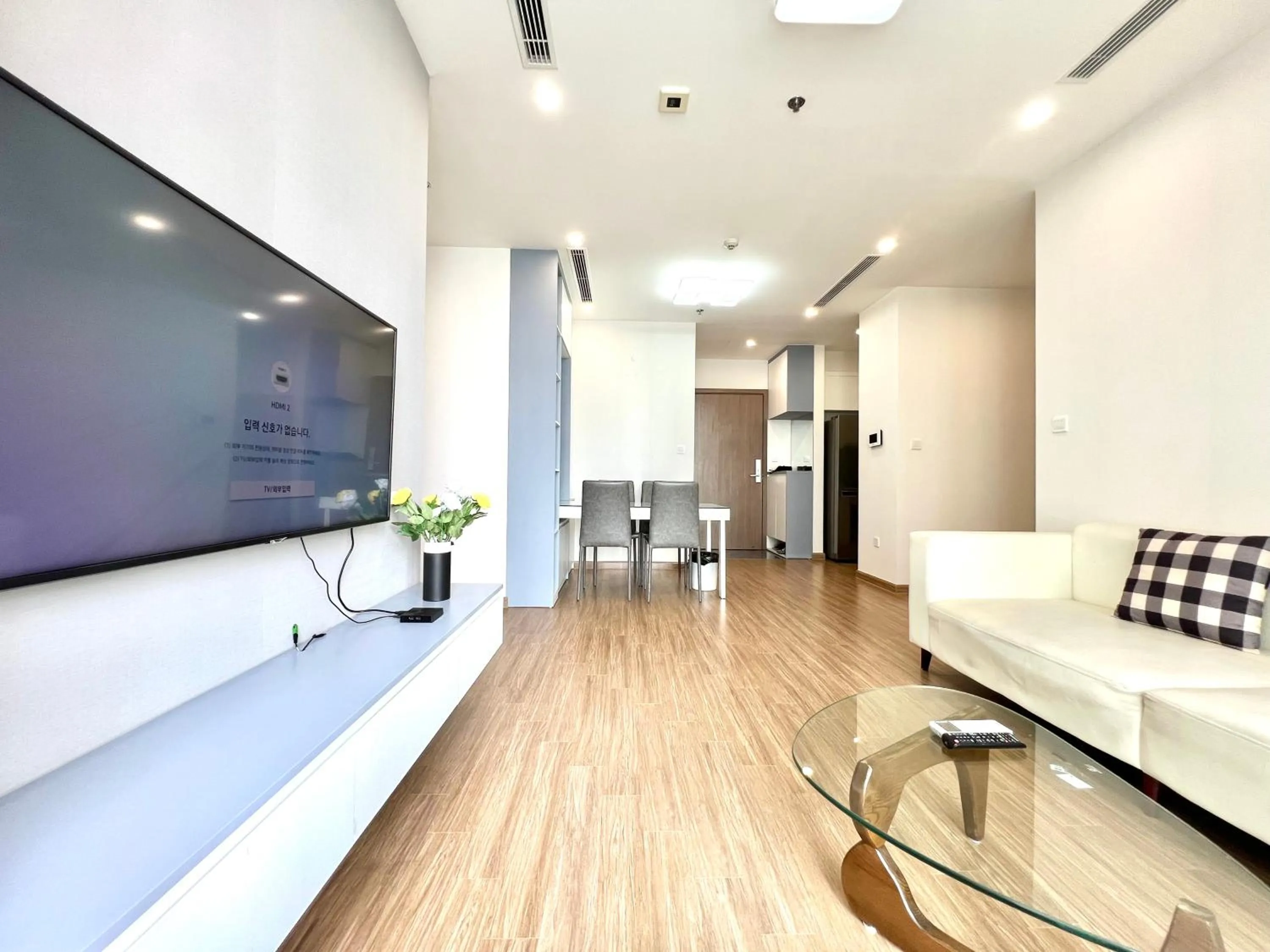 Luxury Apartment Vinhomes Skylake