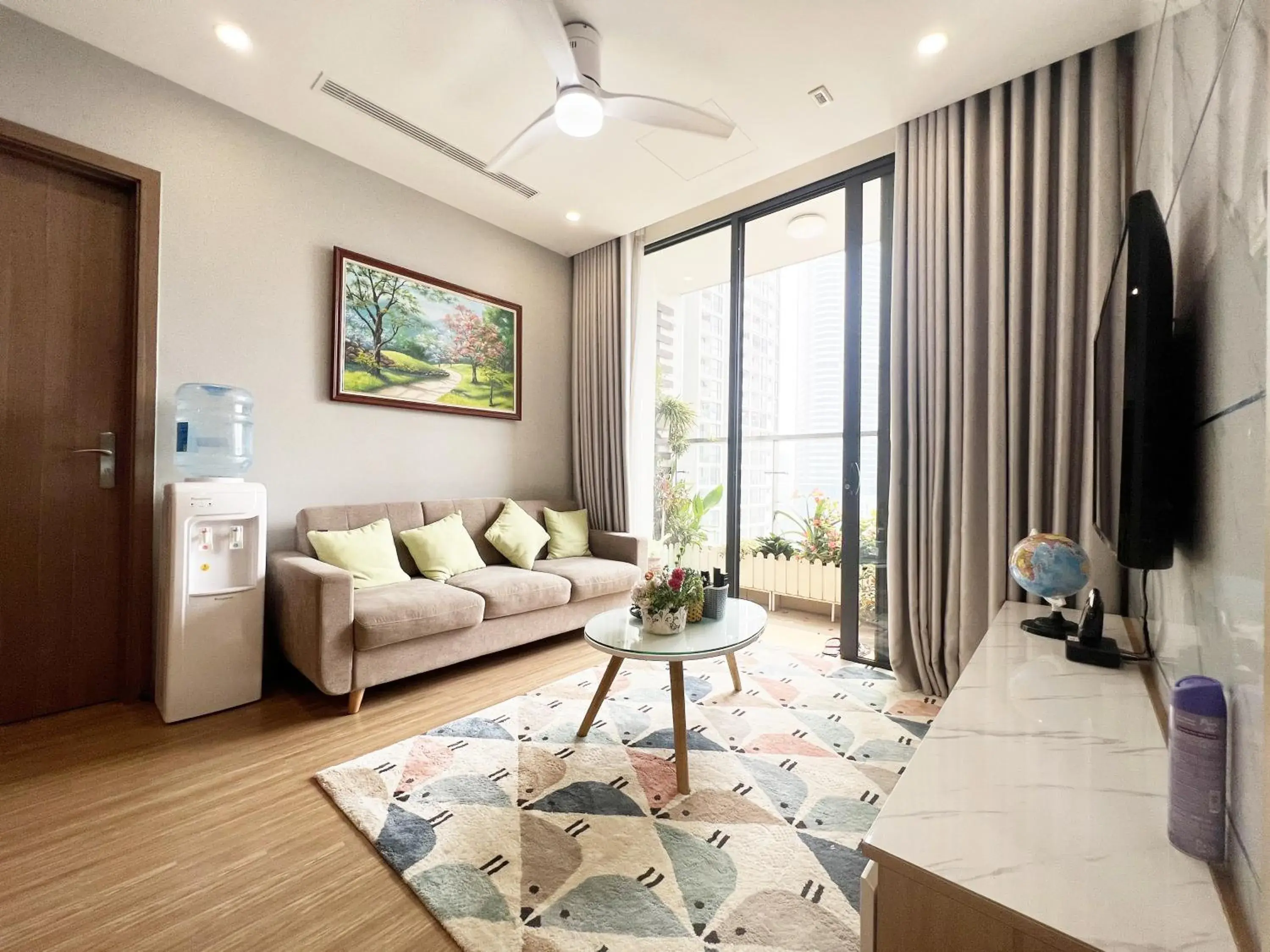 Two-Bedroom Apartment in Luxury Apartment Vinhomes Skylake Two-Bedroom Apartment in Luxury Apartment Vinhomes Skylake