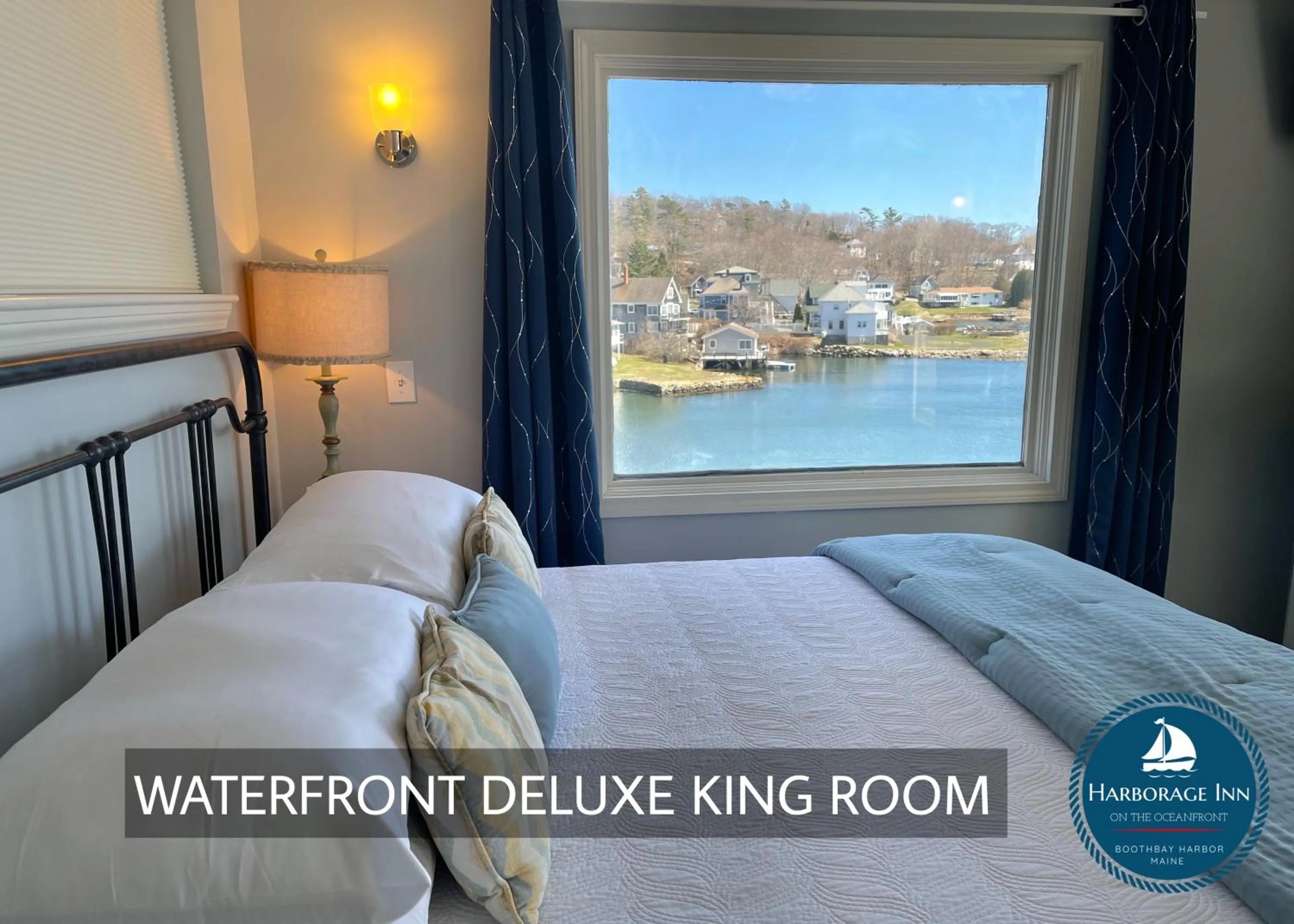 Bed in Harborage Inn on the Oceanfront