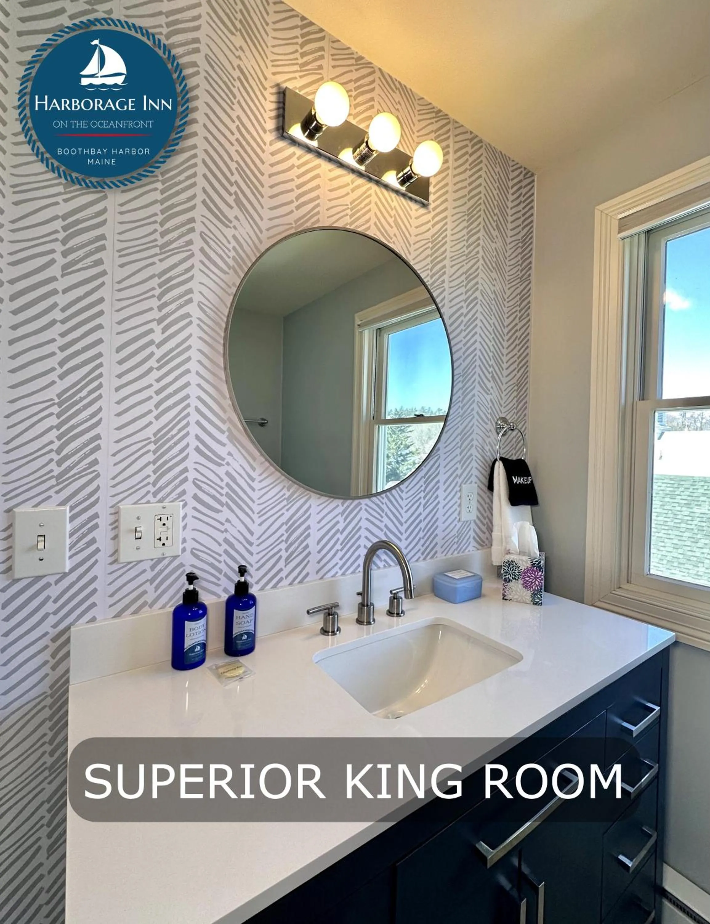 Bathroom in Harborage Inn on the Oceanfront