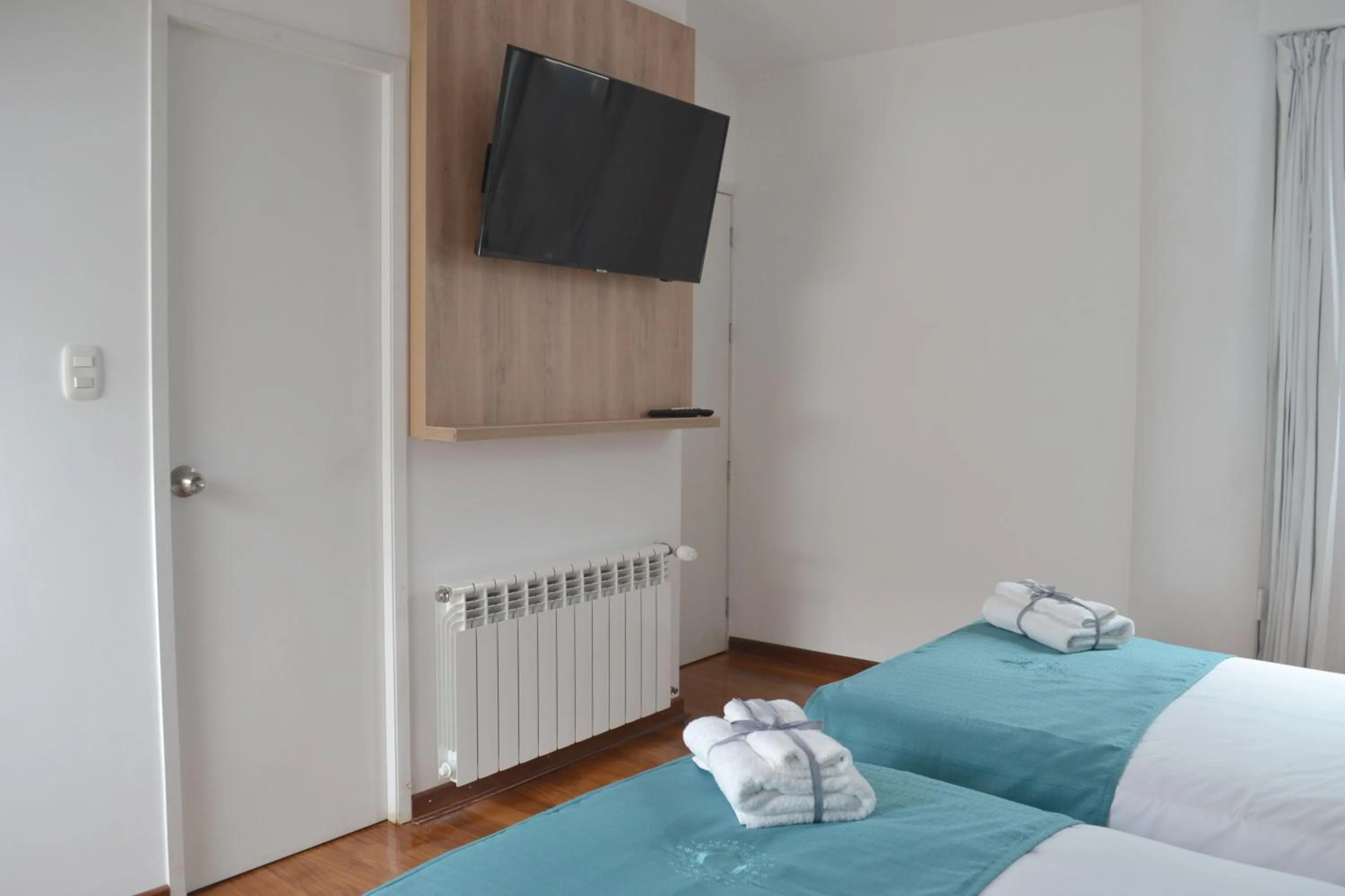 TV and multimedia, Bed in Katari Apart Hotel at Qorikancha