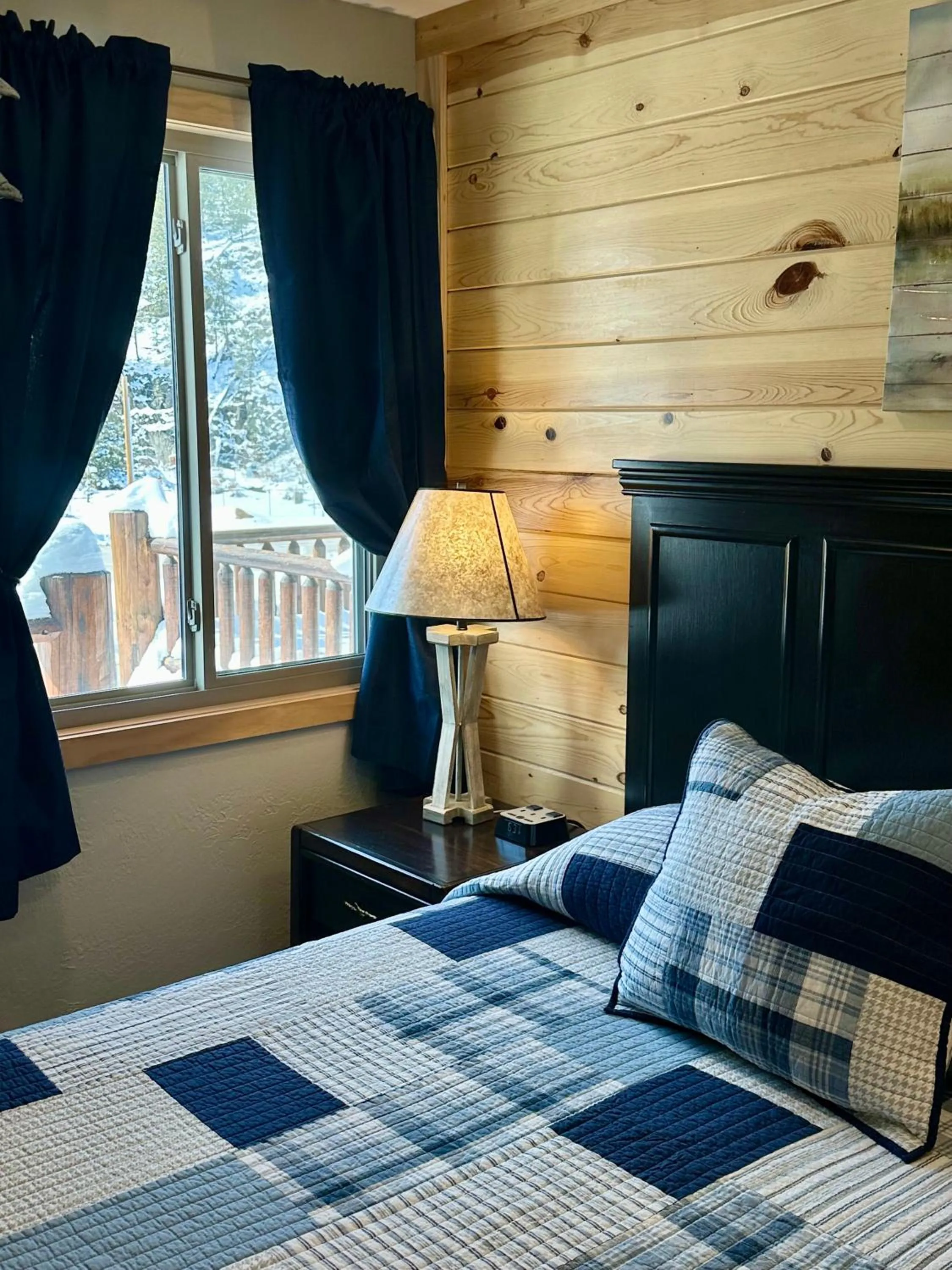 View (from property/room), Bed in Mountain View Lodge & Cabins