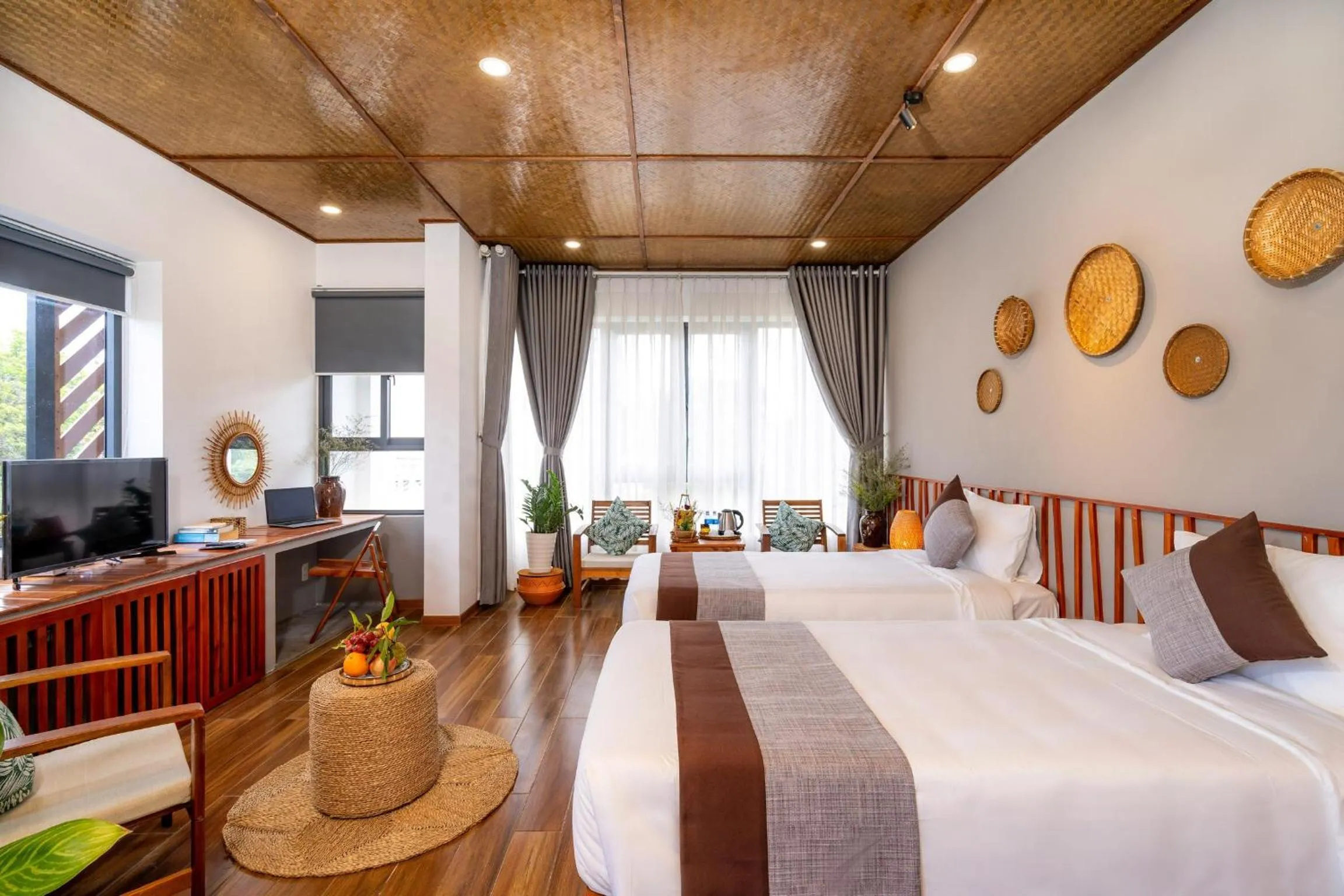 Bed in Tropical Home Villa