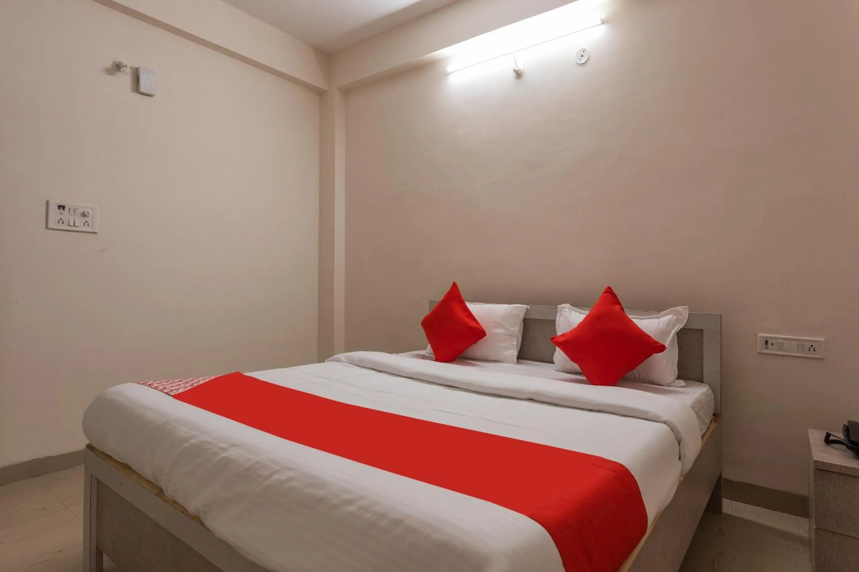 Bedroom, Bed in Hotel O Ocean Pearl