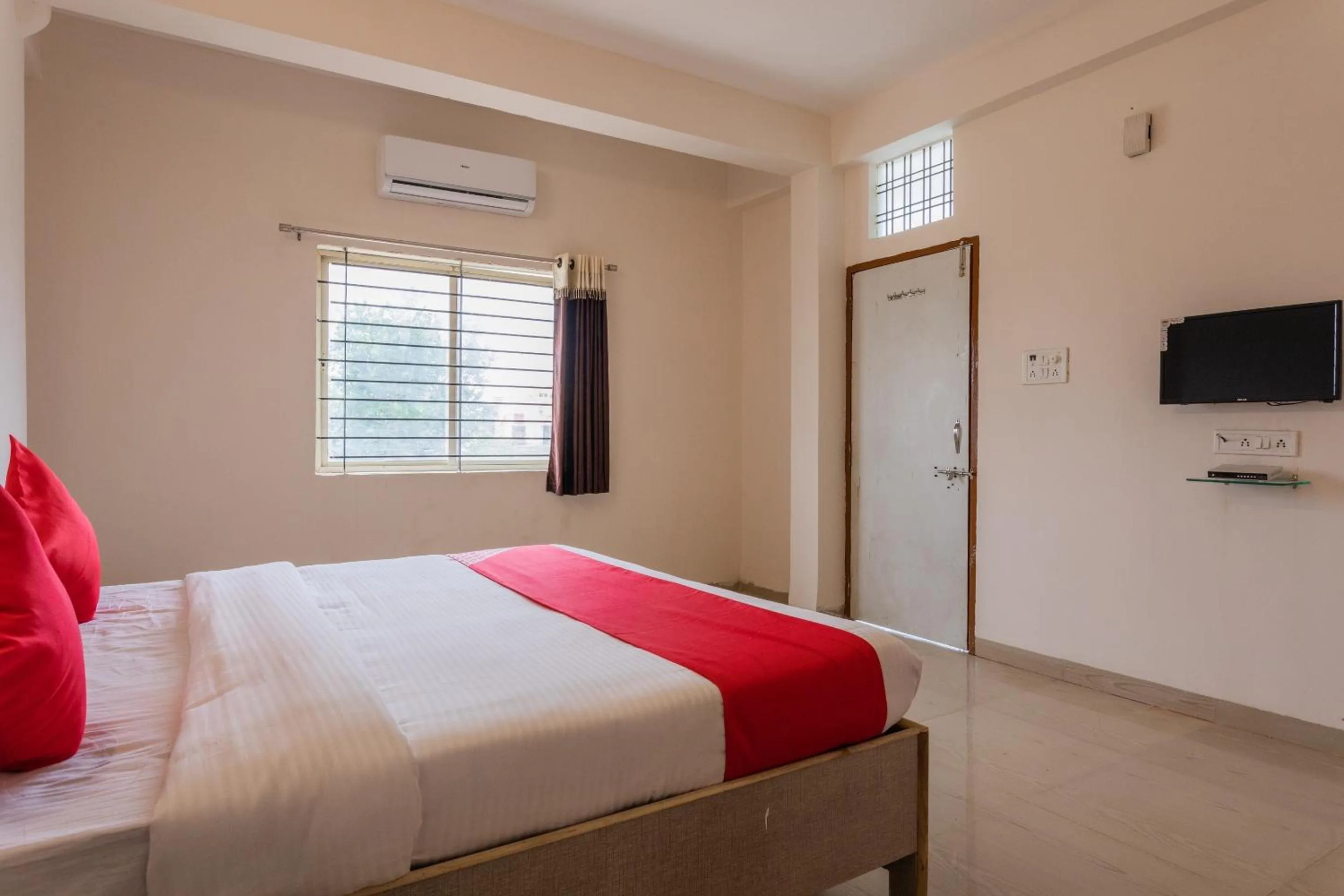 Bedroom, Bed in Hotel O Ocean Pearl