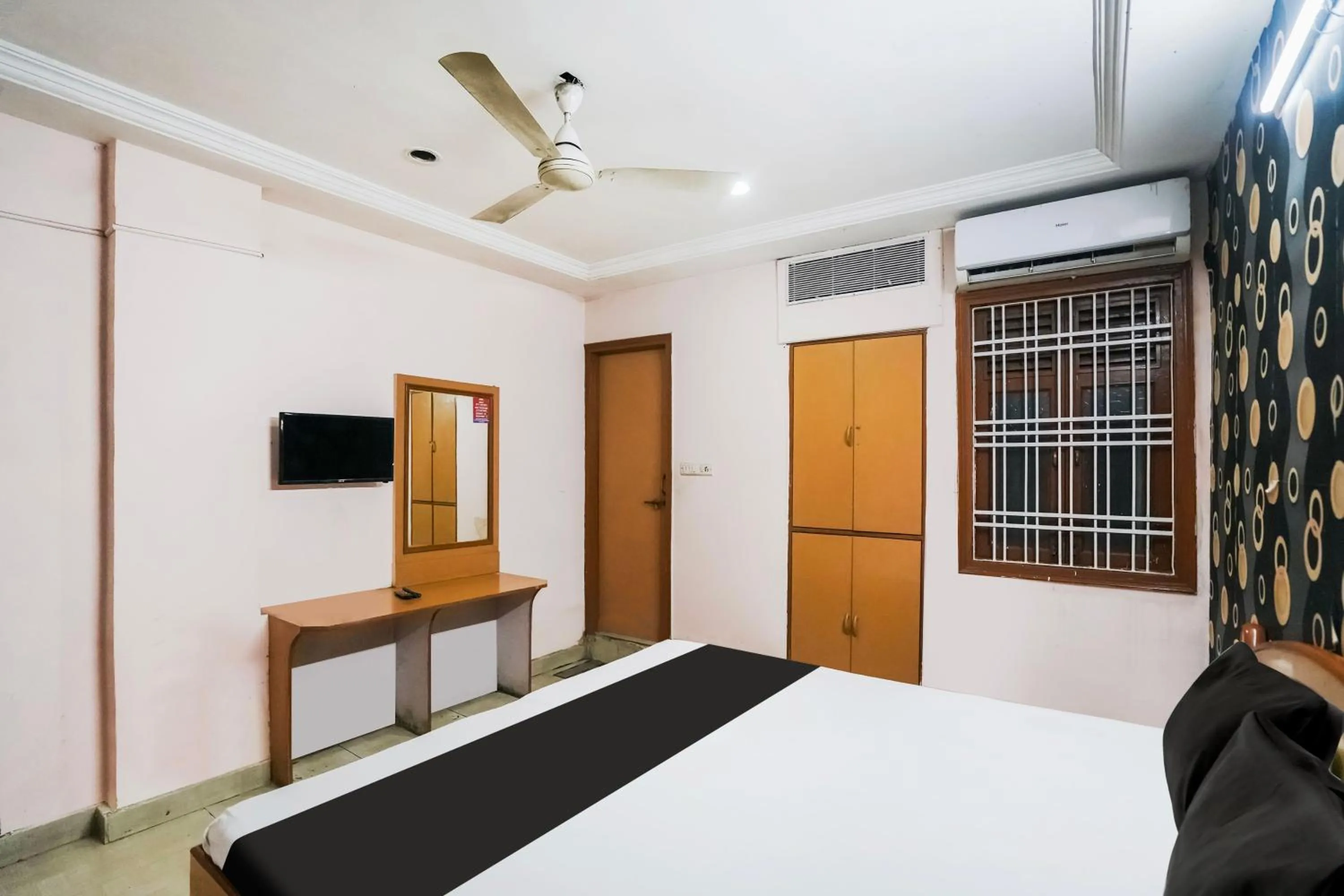 Bedroom, Bed in Hotel O Capital