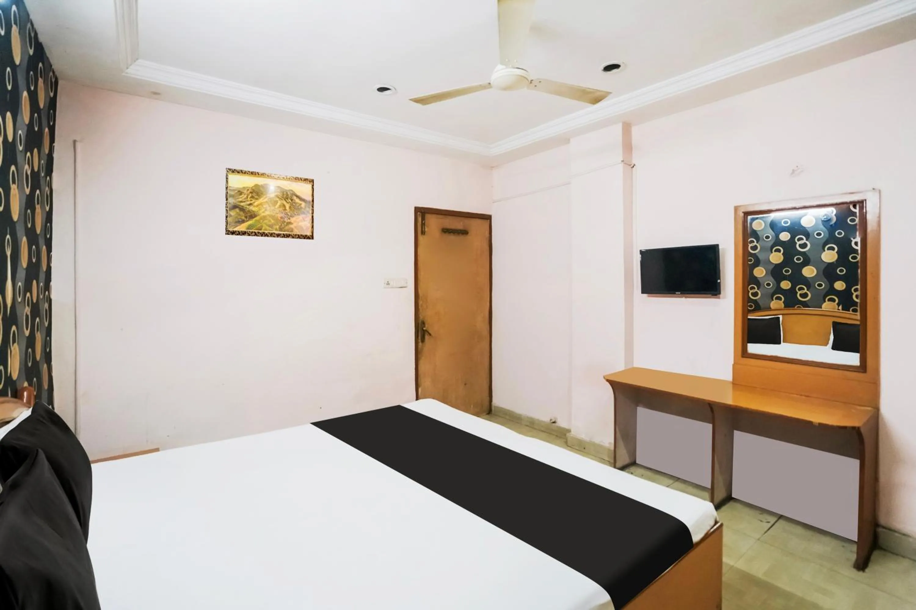 Bedroom, Bed in Hotel O Capital