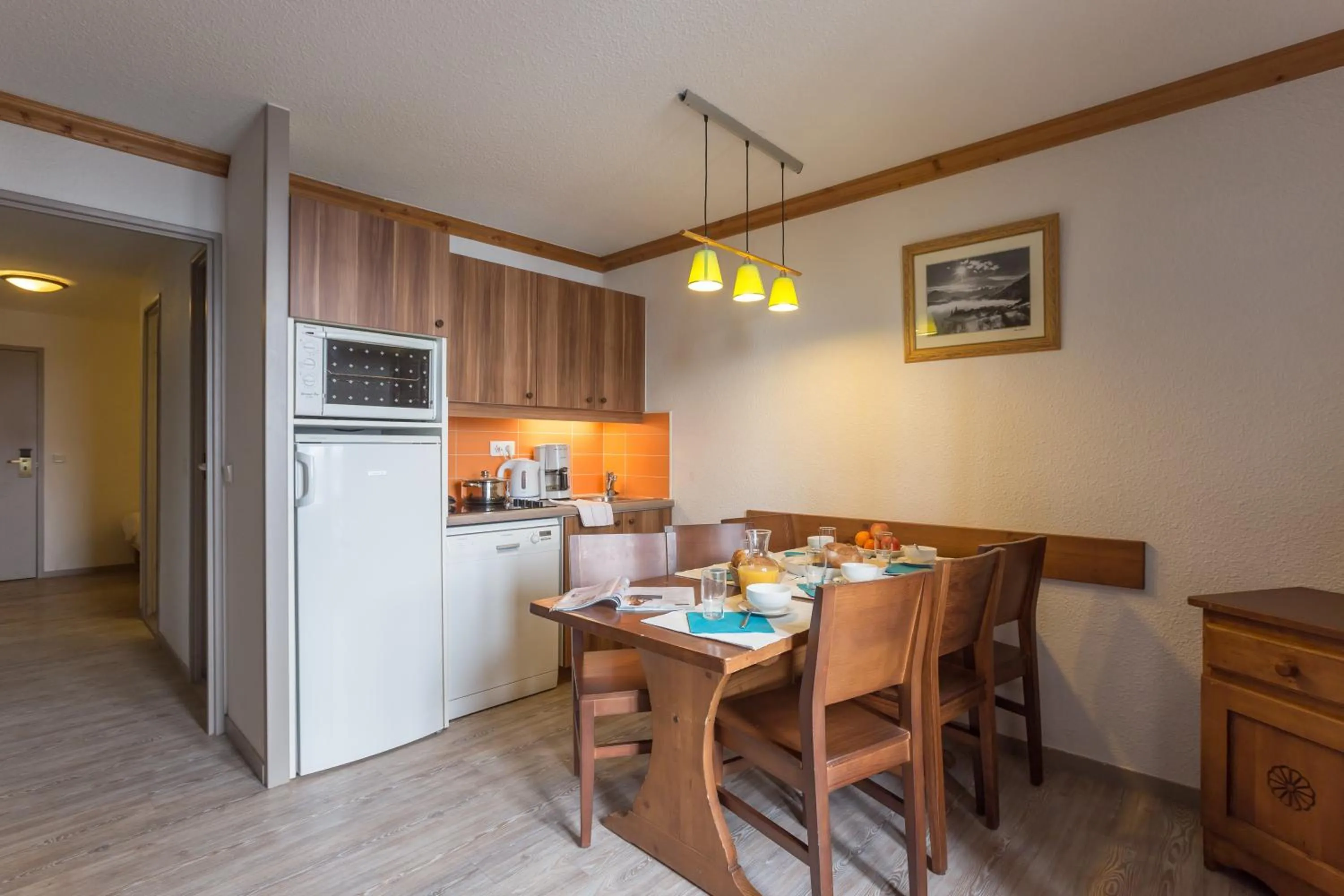 Kitchen or kitchenette in Résidence Pierre & Vacances Les Bergers