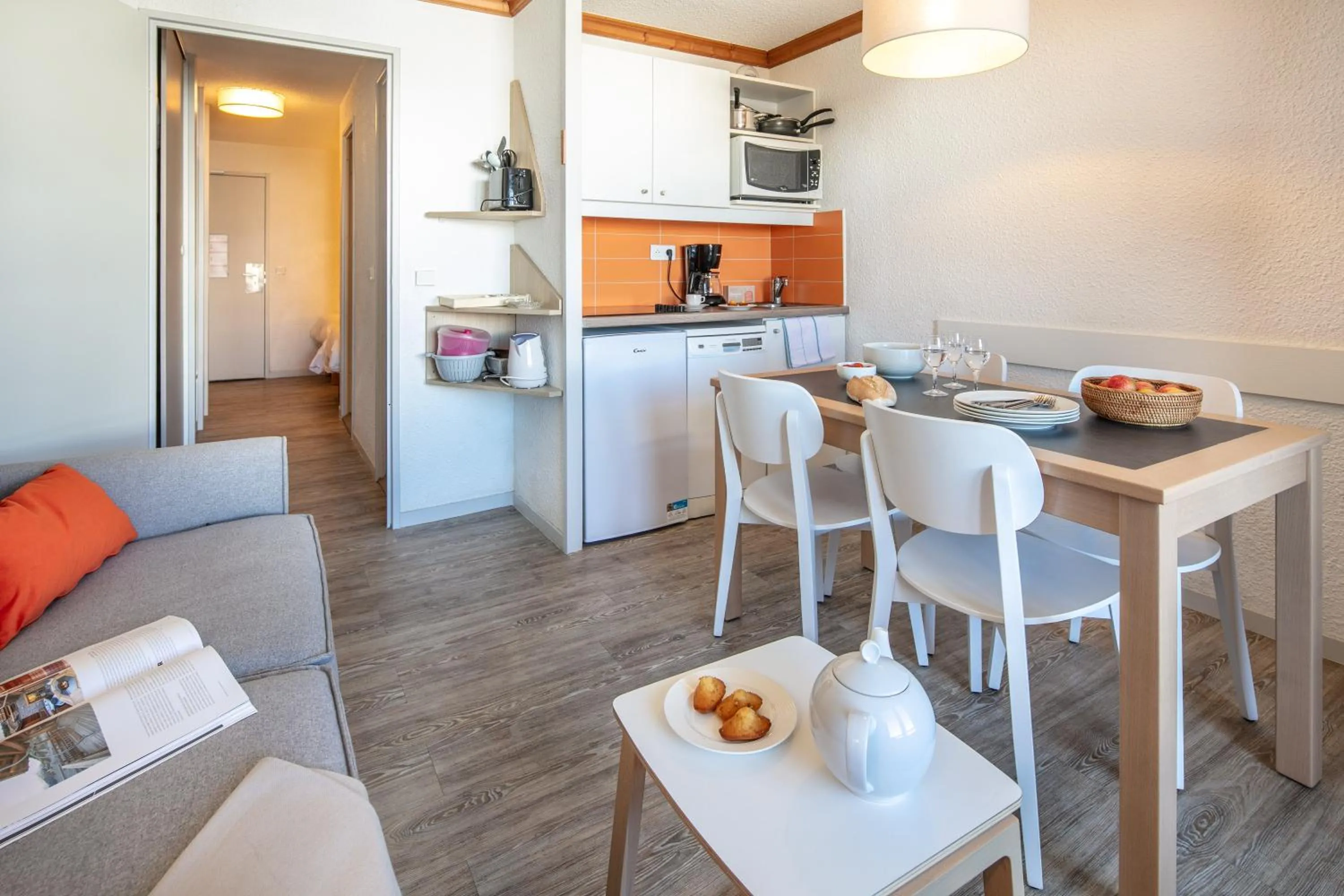 Kitchen or kitchenette in Résidence Pierre & Vacances Les Bergers