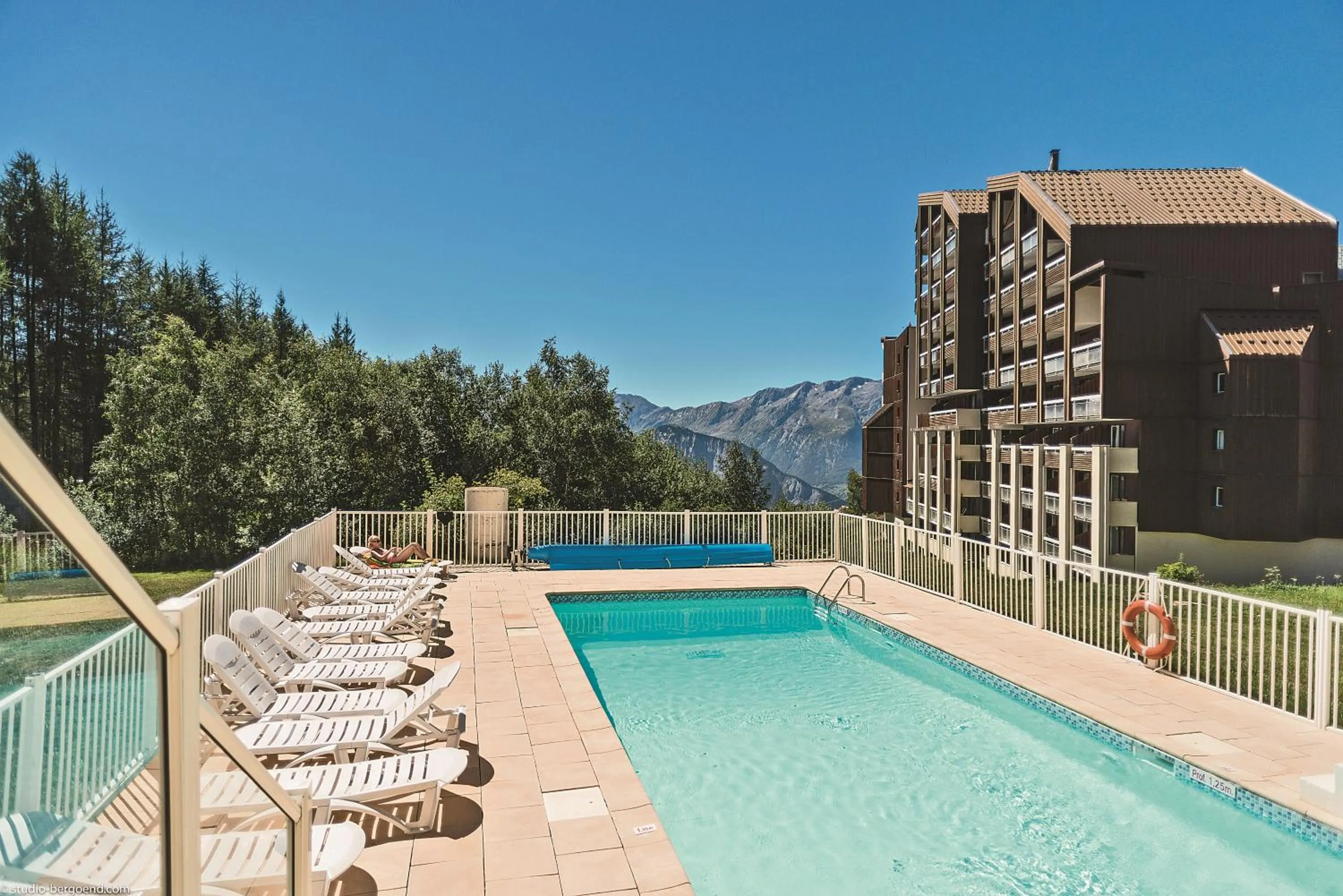 Property building in Résidence Pierre & Vacances Les Bergers