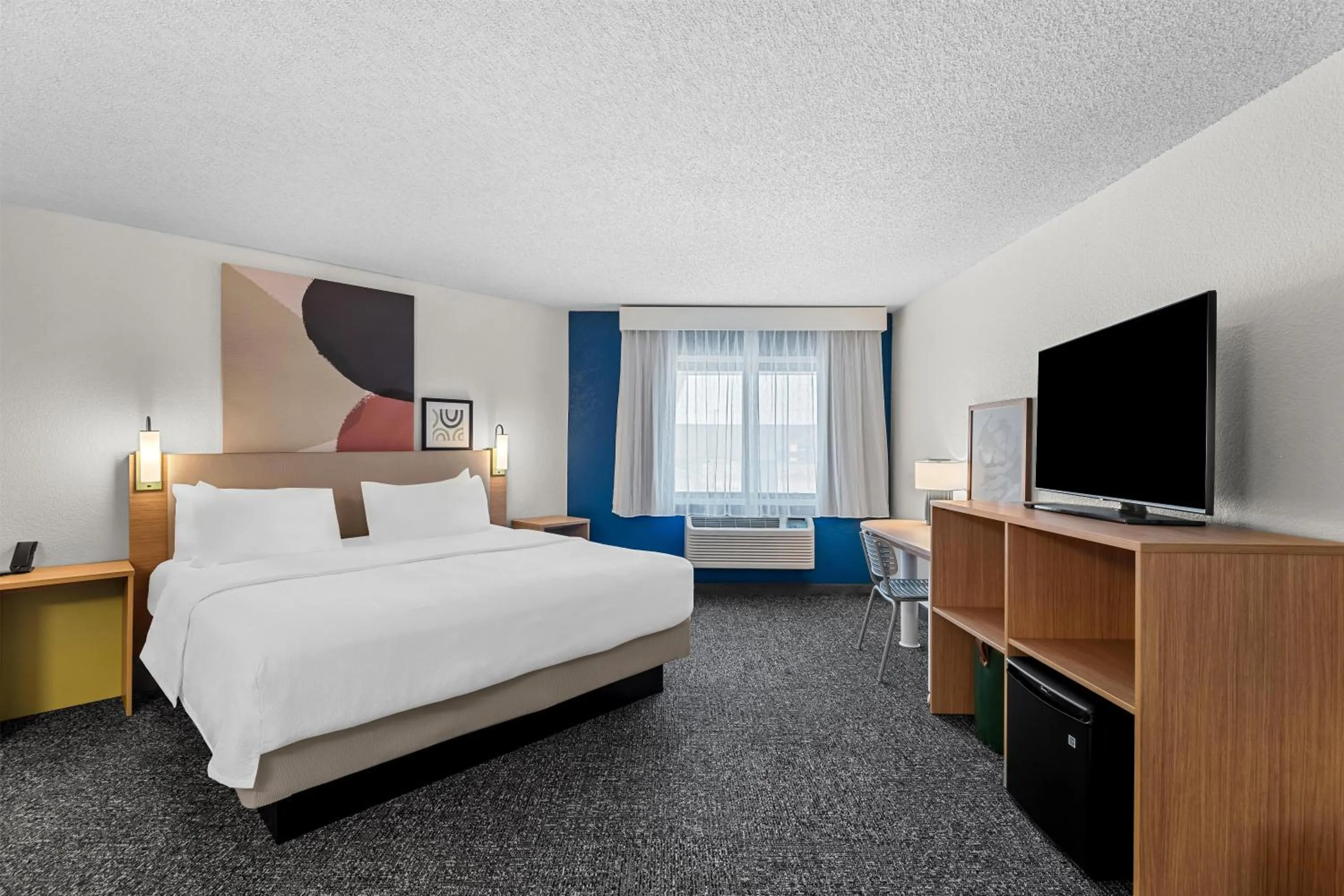 Bed in Spark by Hilton Cedar Falls