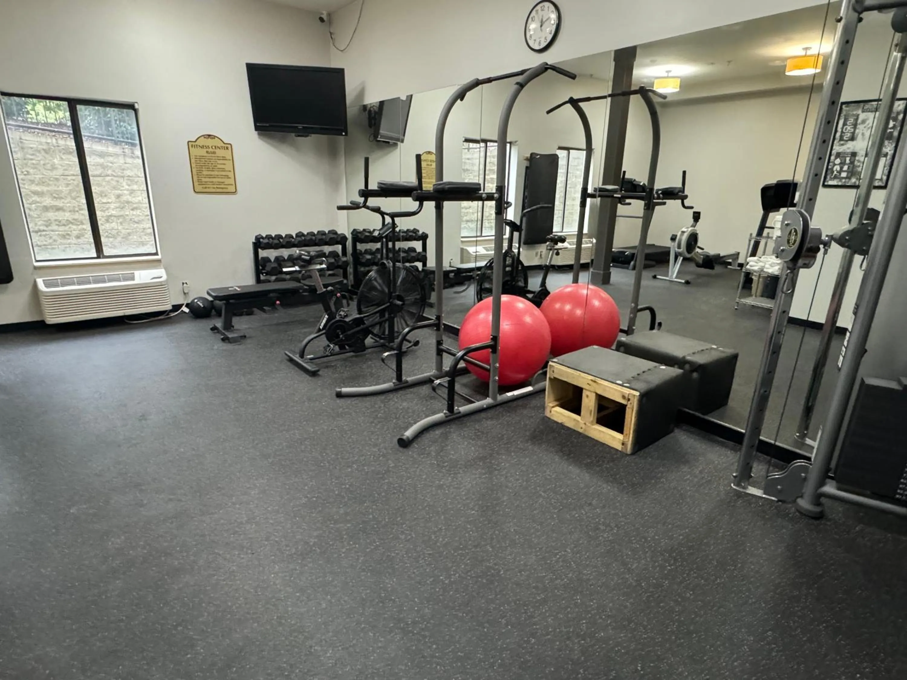 Fitness centre/facilities in Brentwood Suites Nashville, an Ascend Collection Hotel