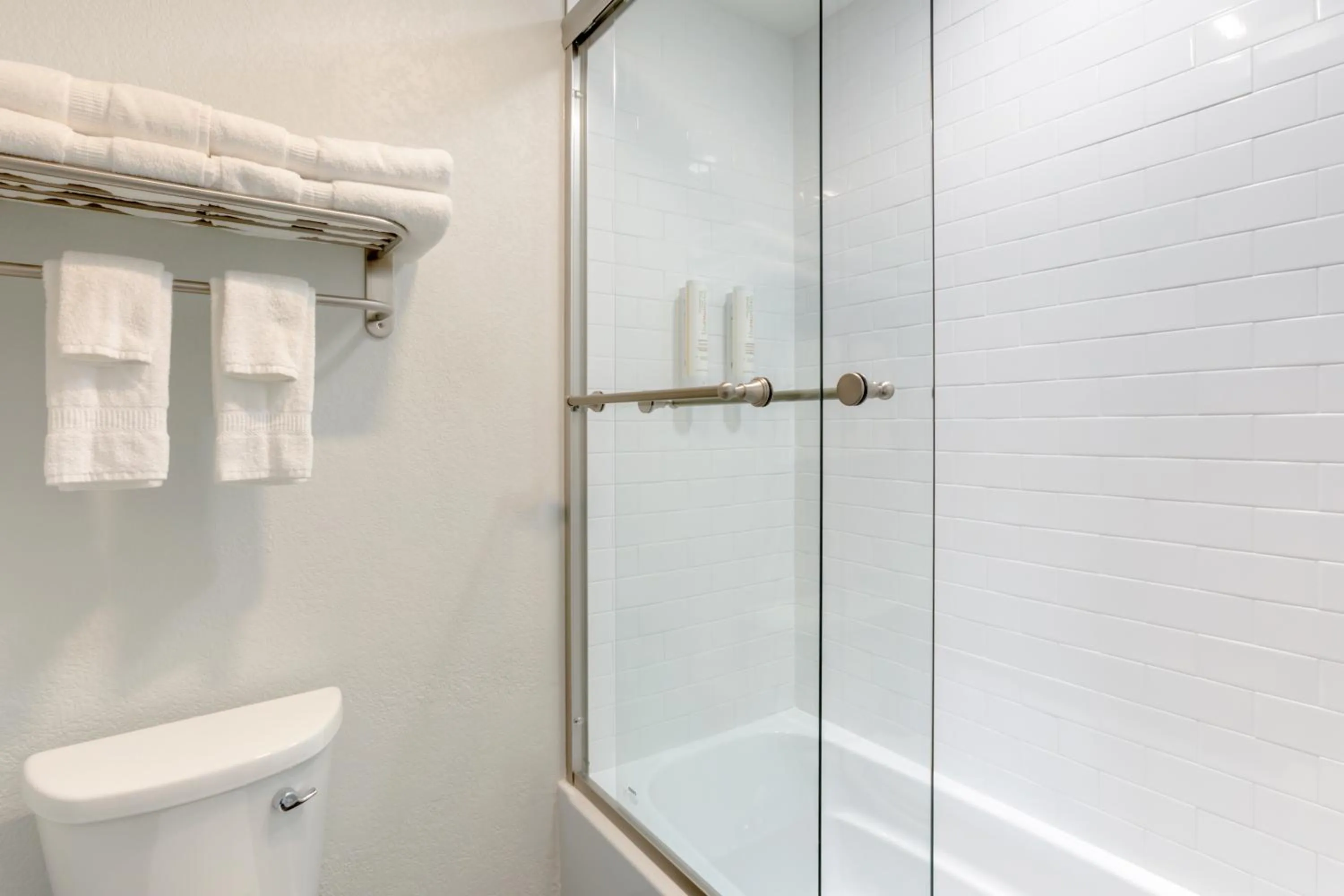 Bathroom in Clarion Pointe Prescott Valley