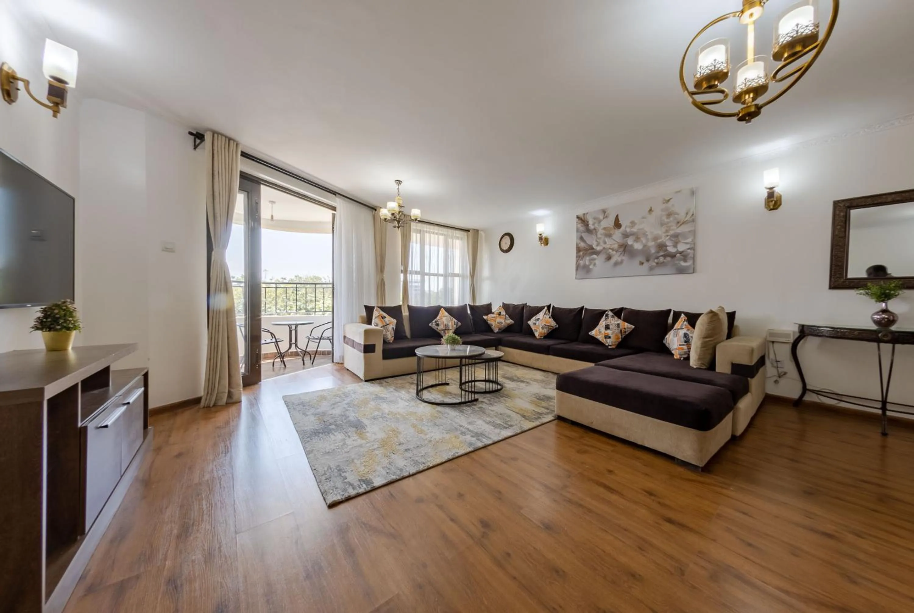 TV and multimedia in Erica Residences - Riverside