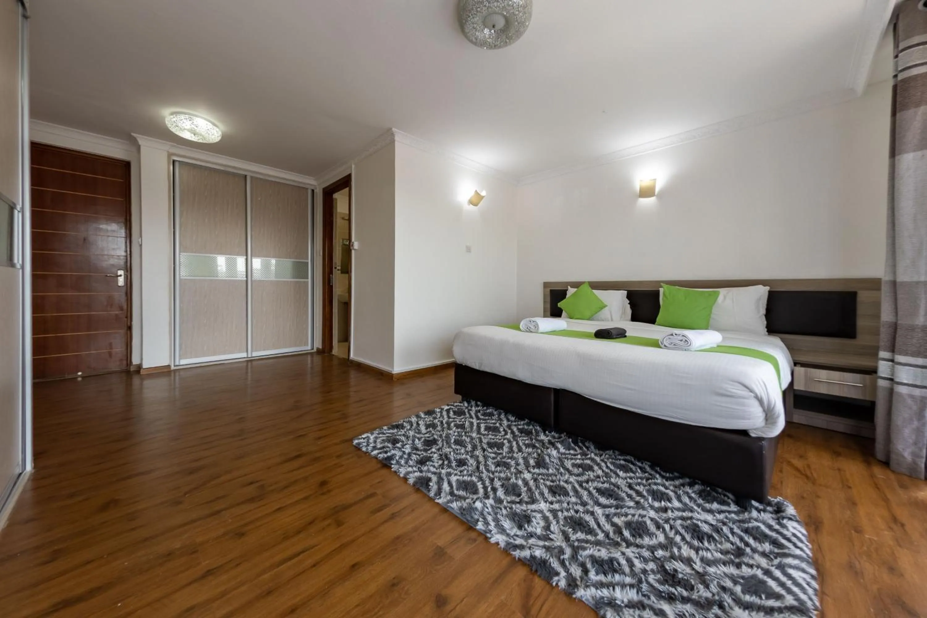 Bed in Erica Residences - Riverside