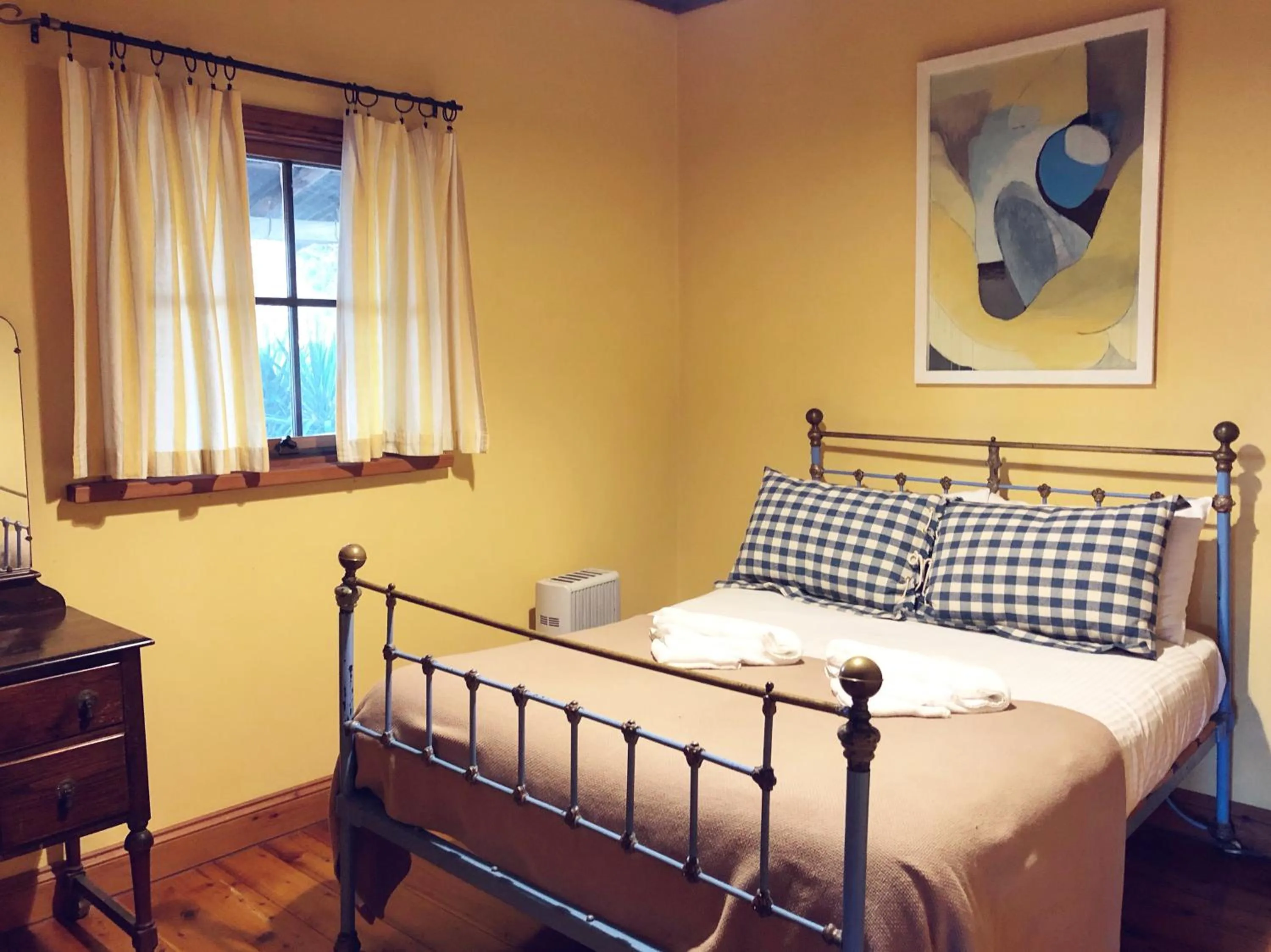 Bed in Pieter van Gent Winery & Vineyard