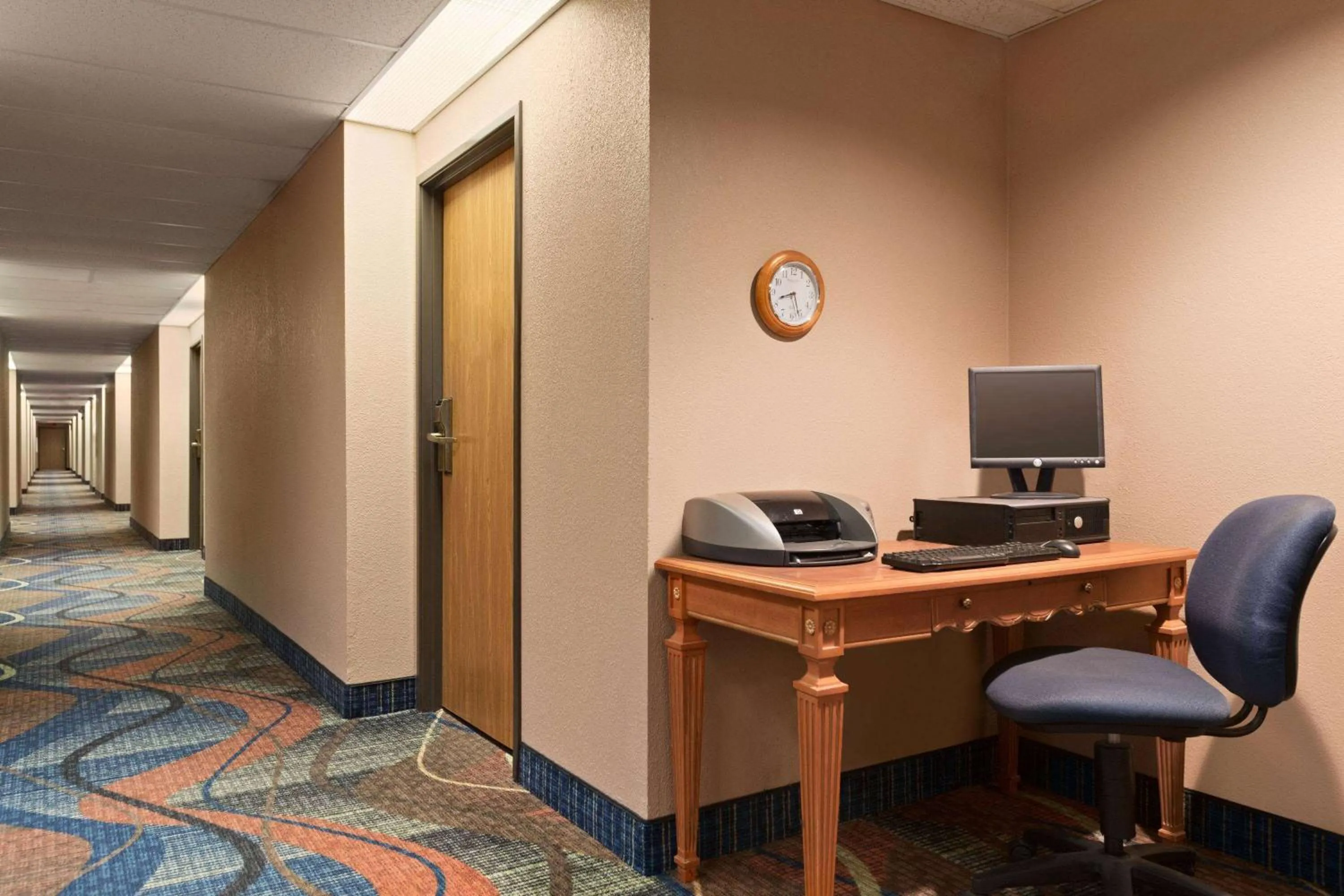 Business facilities in Baymont by Wyndham Logan