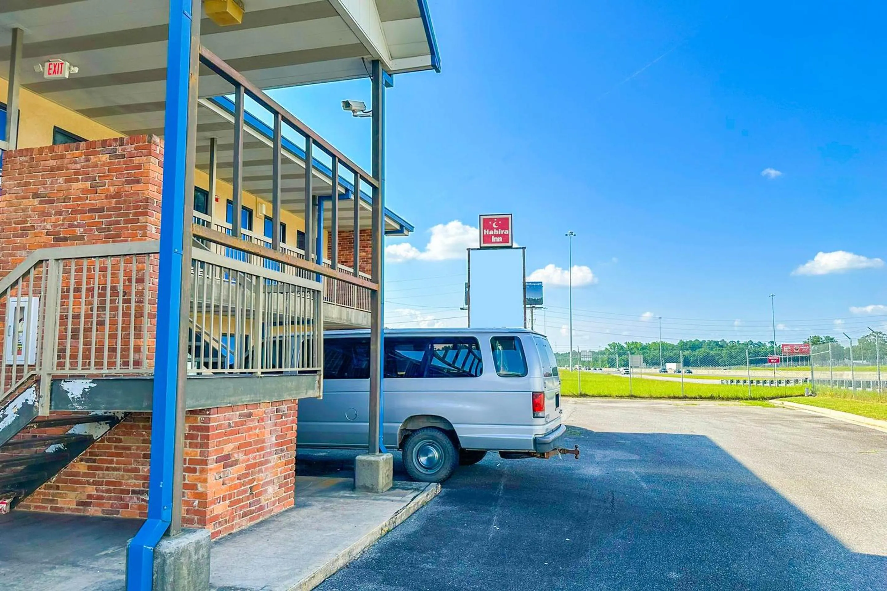 Facade/entrance in Hahira Inn By OYO near Valdosta
