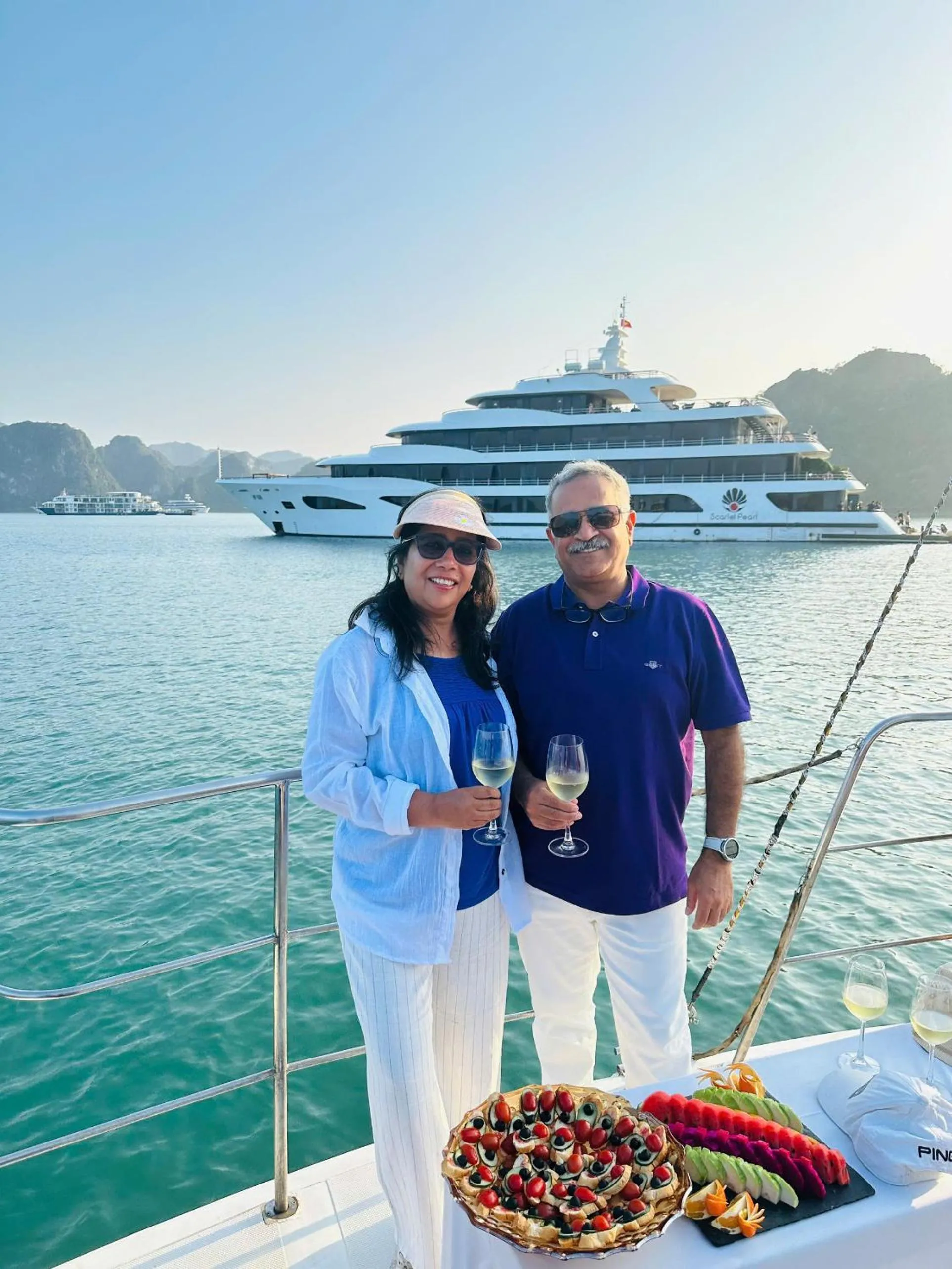 Scarlet Pearl Cruises - Wonder On Lan Ha Bay