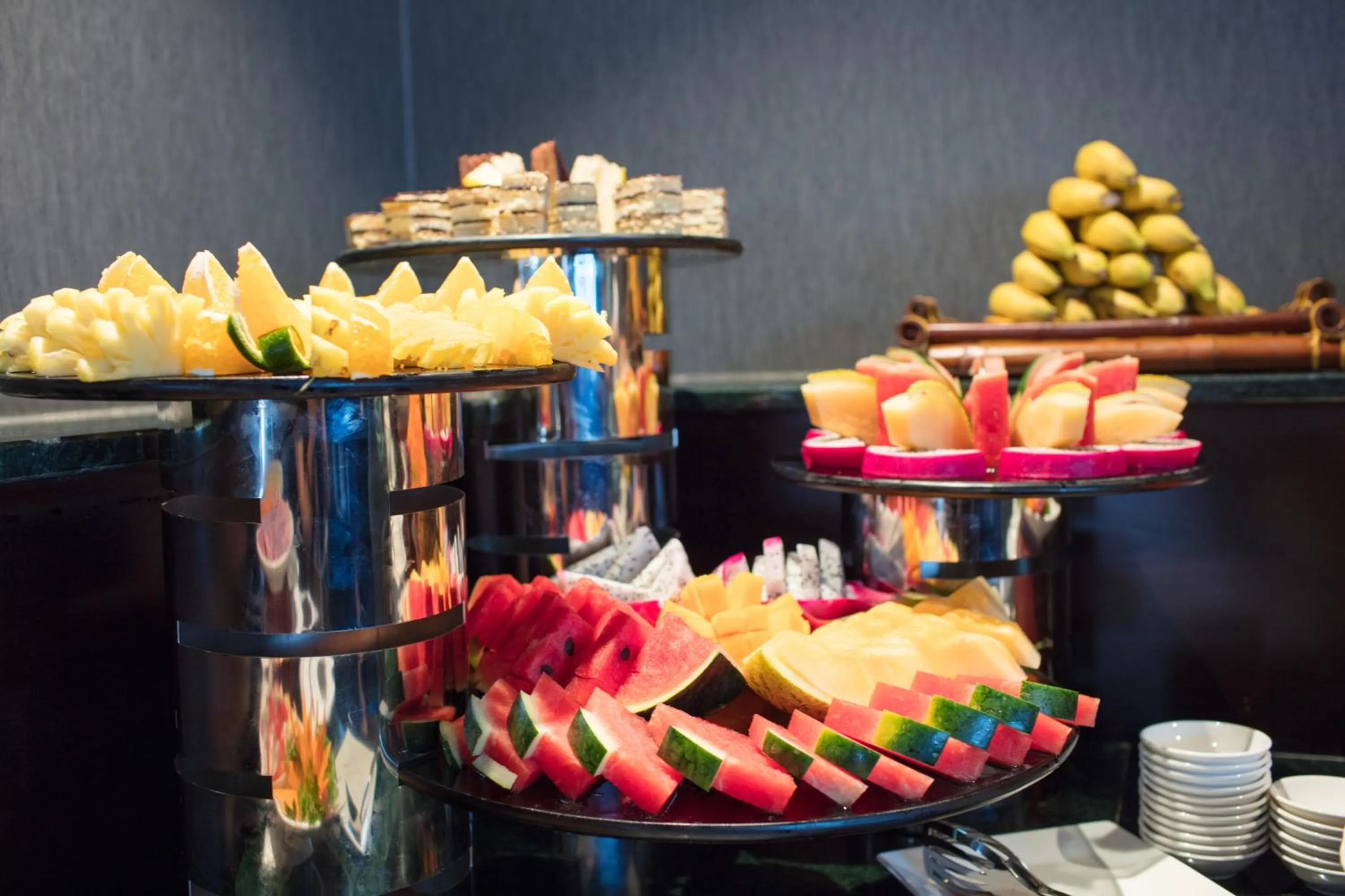 Breakfast in Scarlet Pearl Cruises - Wonder On Lan Ha Bay