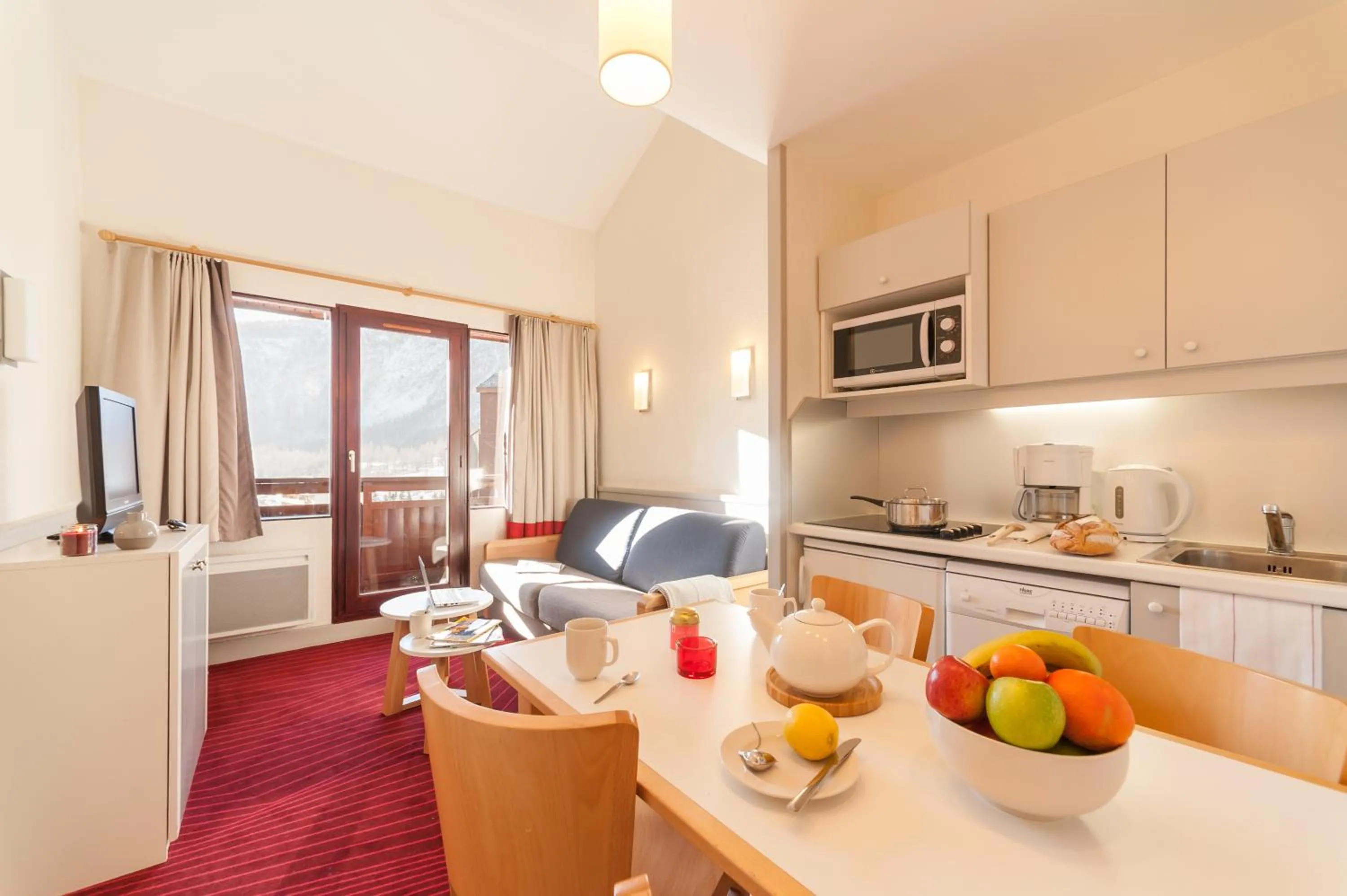 TV and multimedia in Résidence Pierre & Vacances La Daille