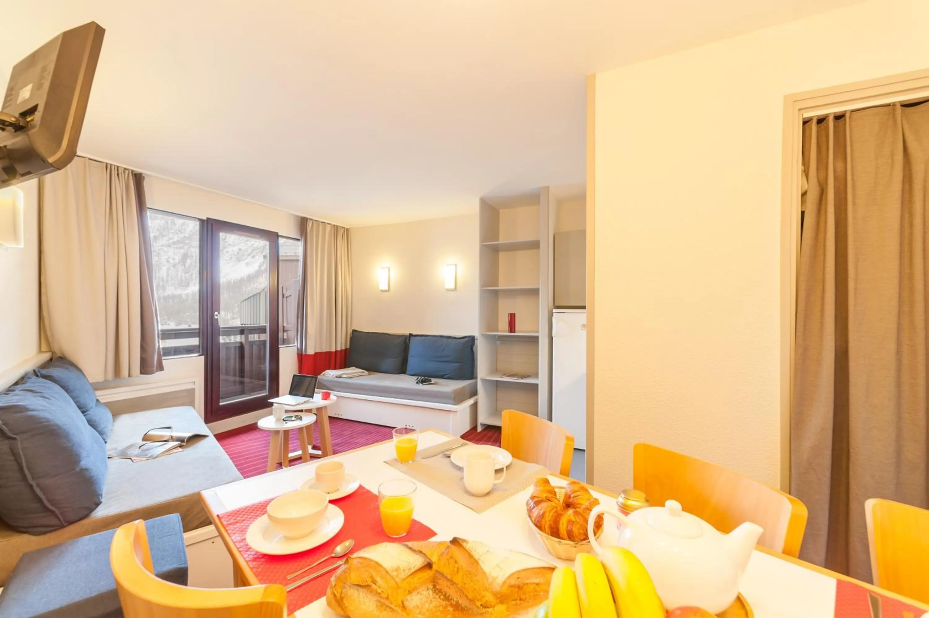 TV and multimedia in Résidence Pierre & Vacances La Daille