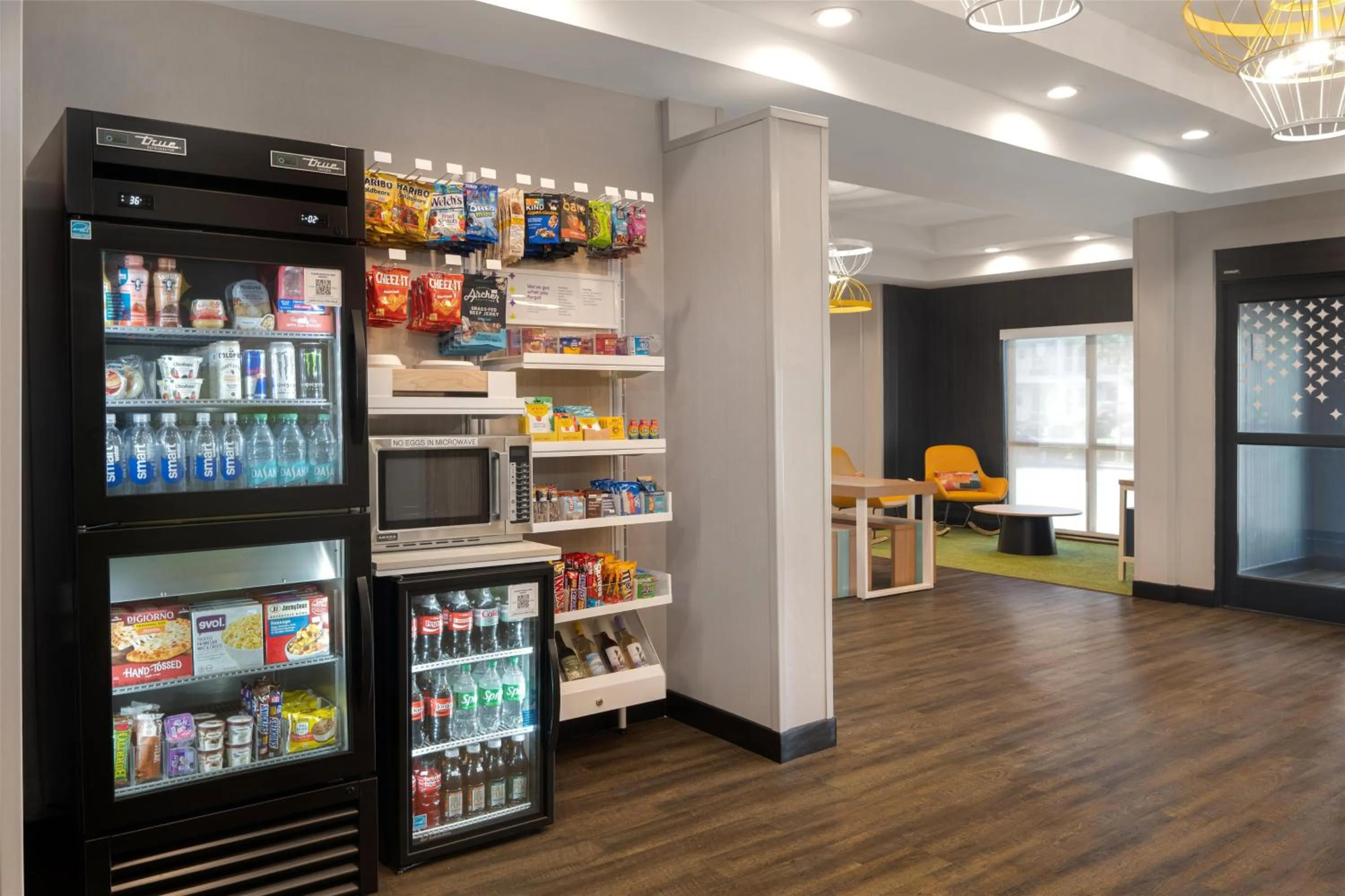 Restaurant/places to eat in Spark By Hilton Smithfield I-95