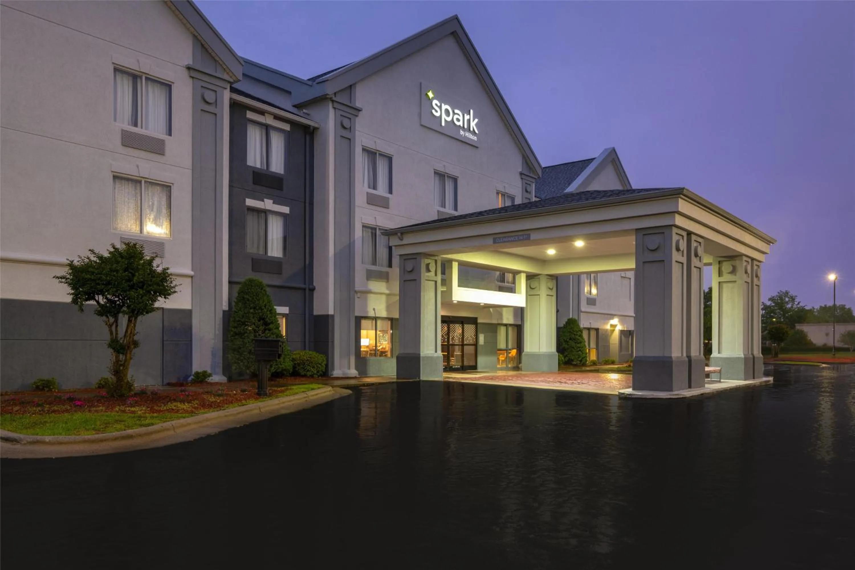 Property building in Spark By Hilton Smithfield I-95