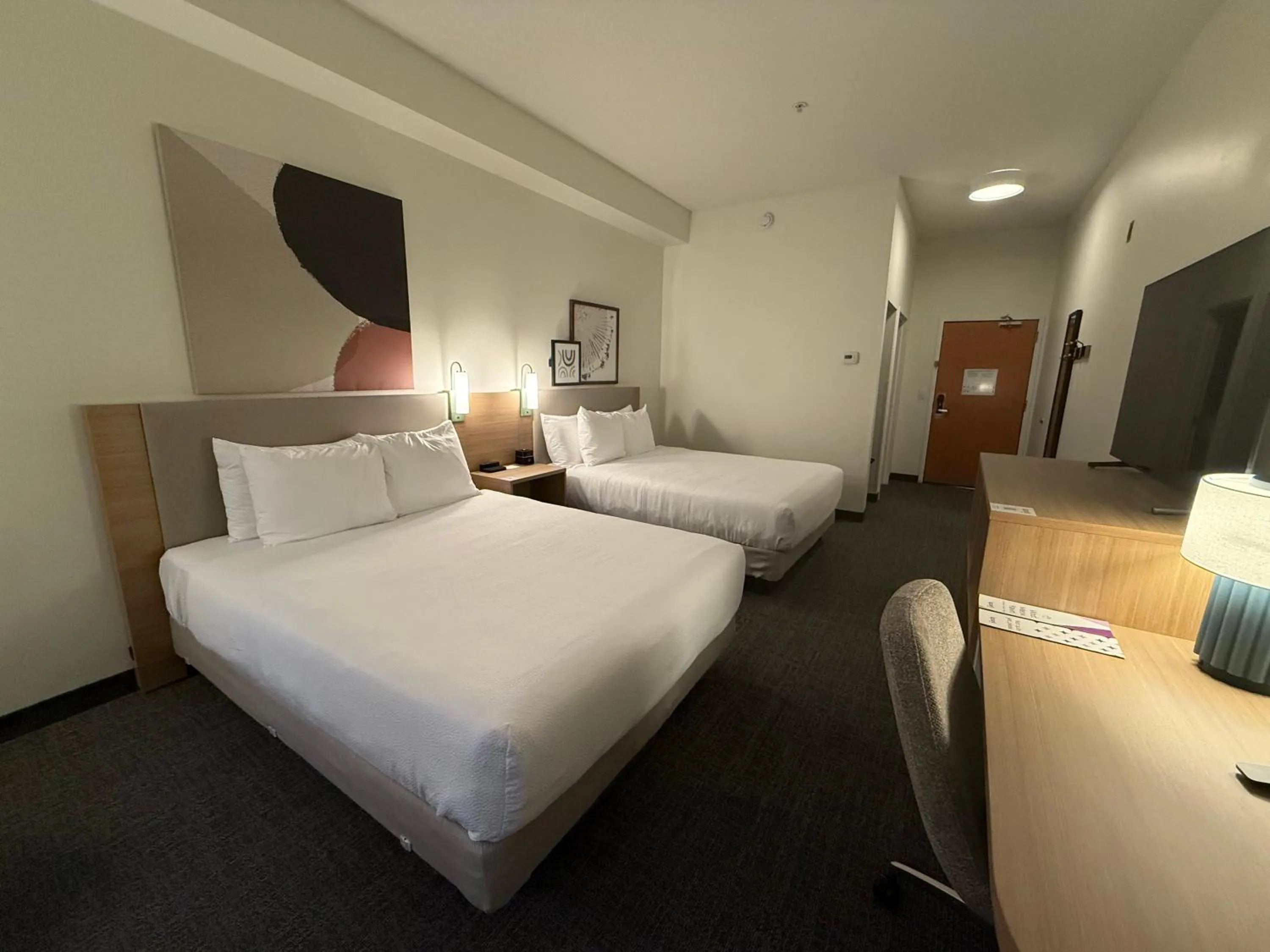 Bed in Spark By Hilton Smithfield I-95