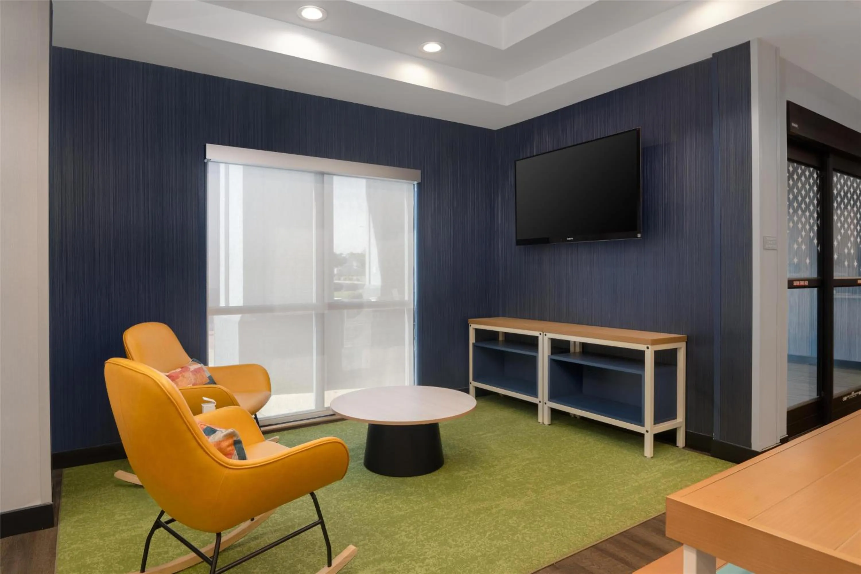 Lobby or reception in Spark By Hilton Smithfield I-95