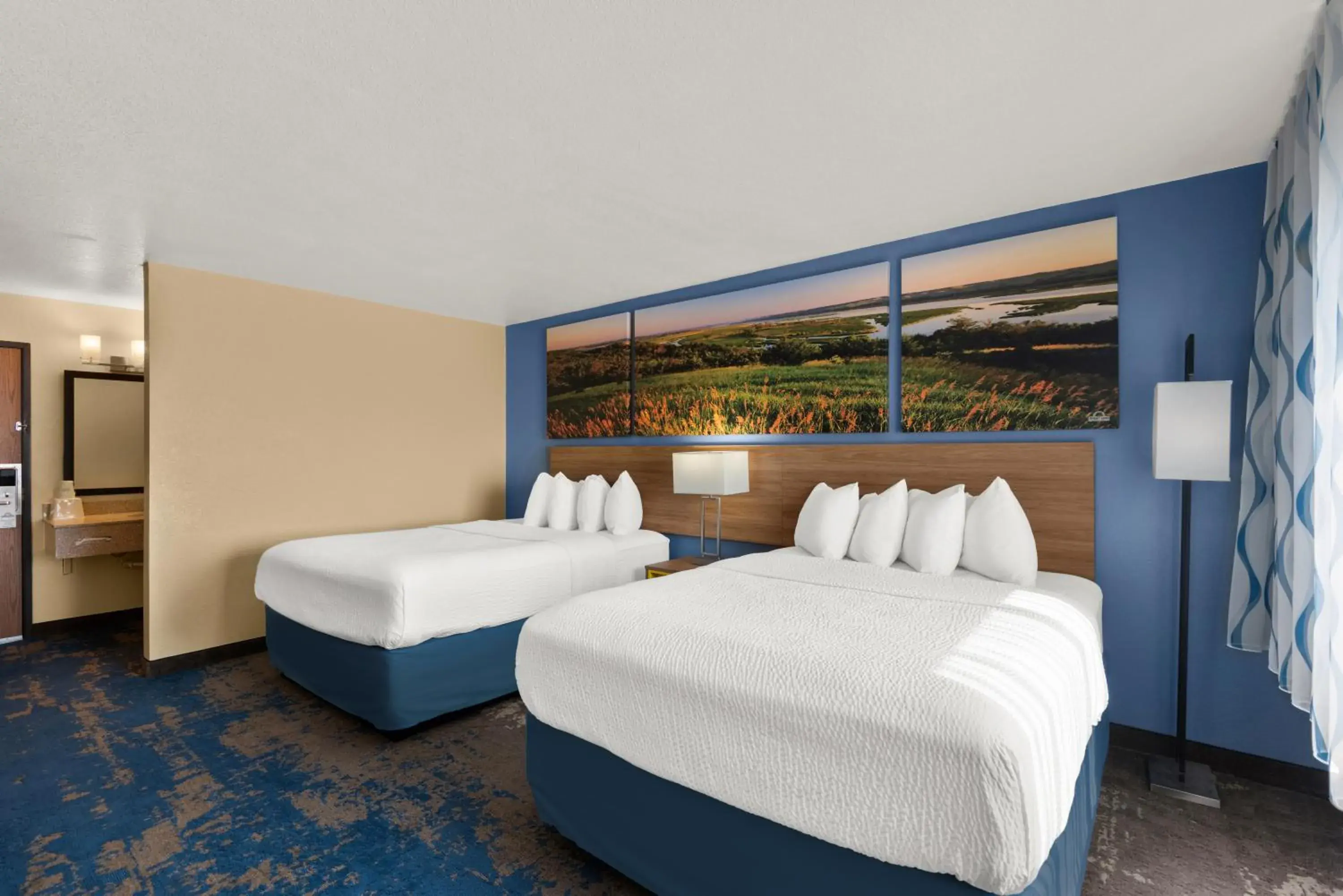 Queen Room with Two Queen Beds - Non-Smoking in Days Inn by Wyndham Newton Queen Room with Two Queen Beds - Non-Smoking in Days Inn by Wyndham Newton