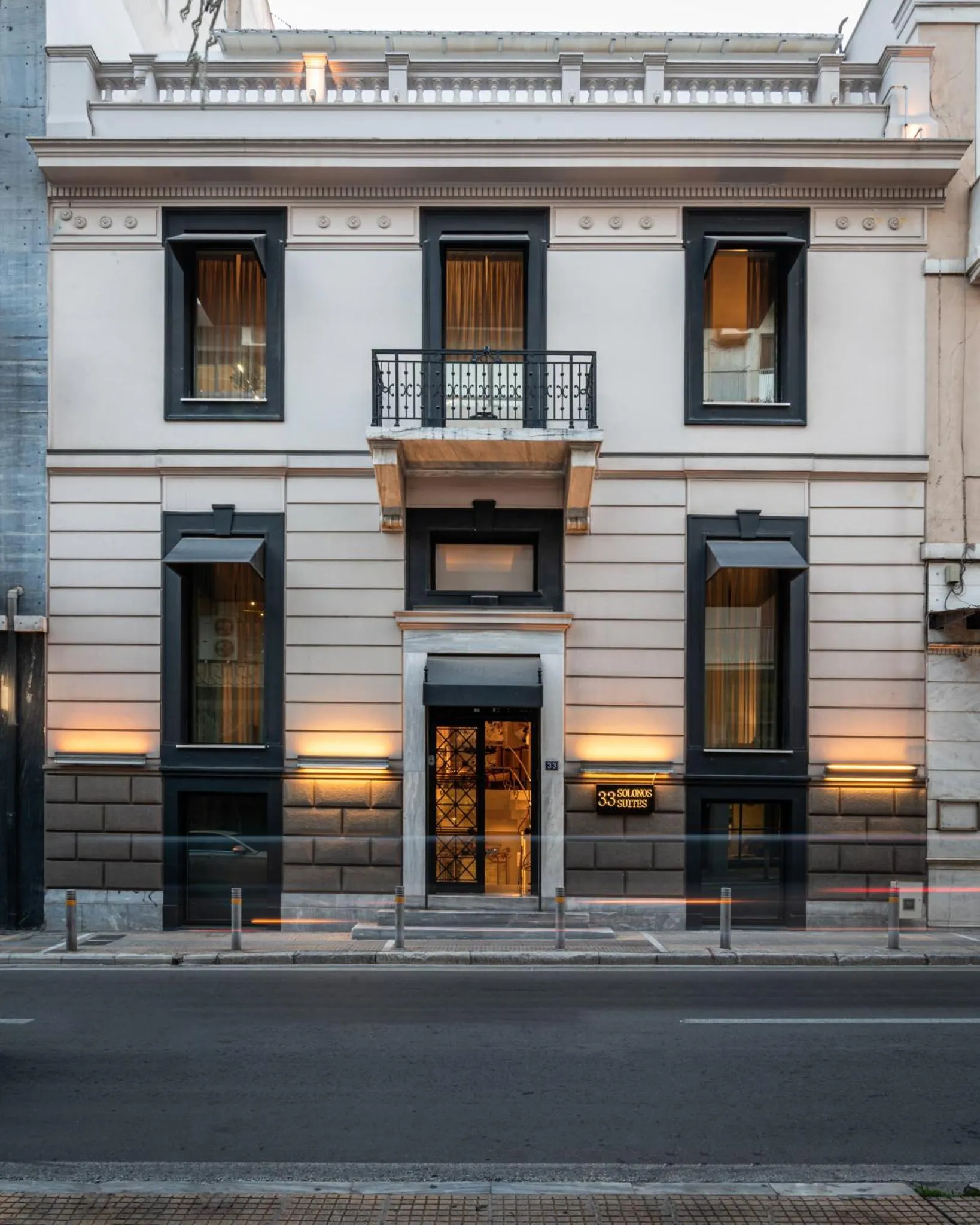Facade/entrance in 33SolonosSuites
