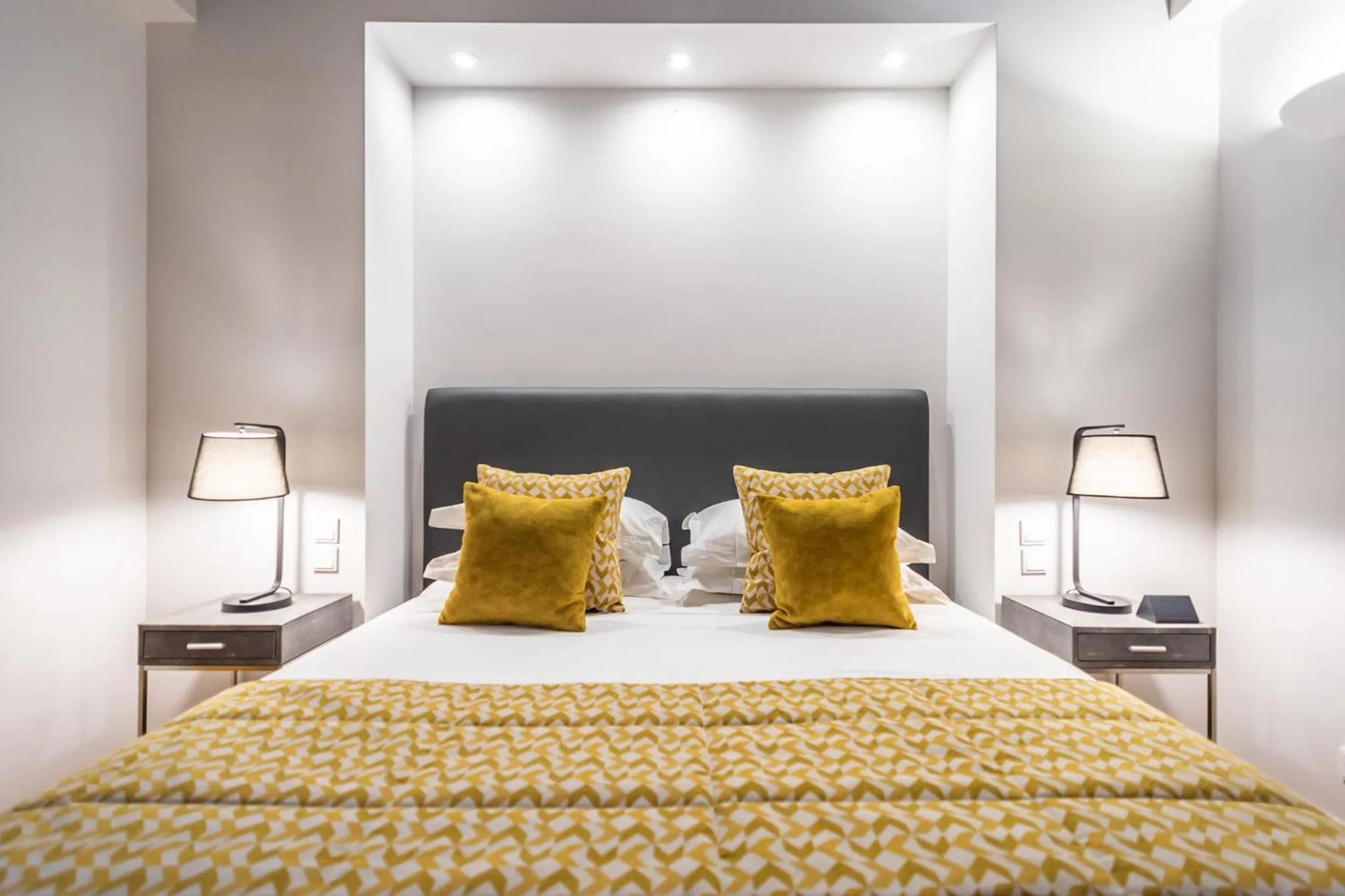 Bed in 33SolonosSuites