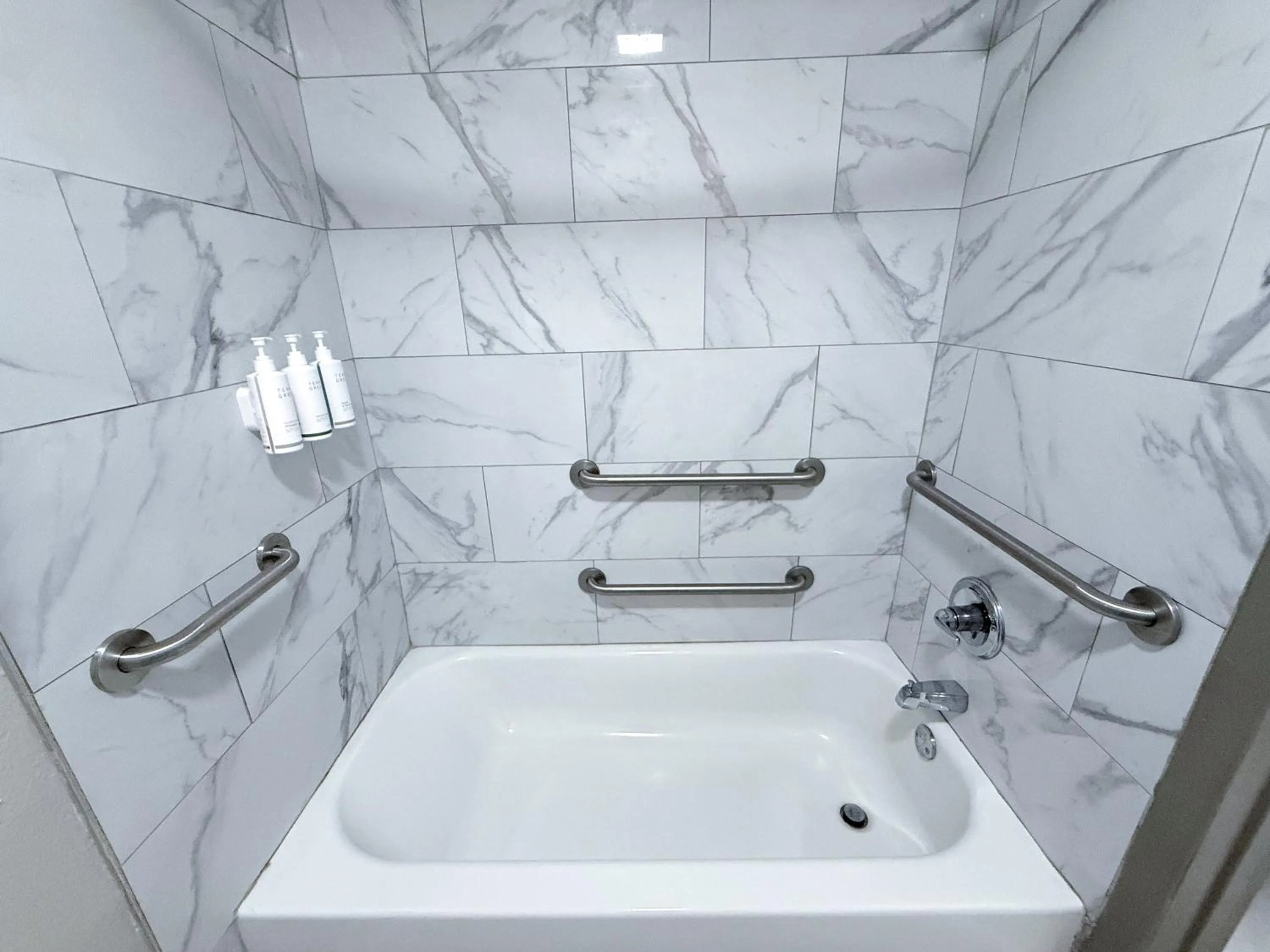 Bathroom in Days Inn & Suites by Wyndham Santa Rosa, NM