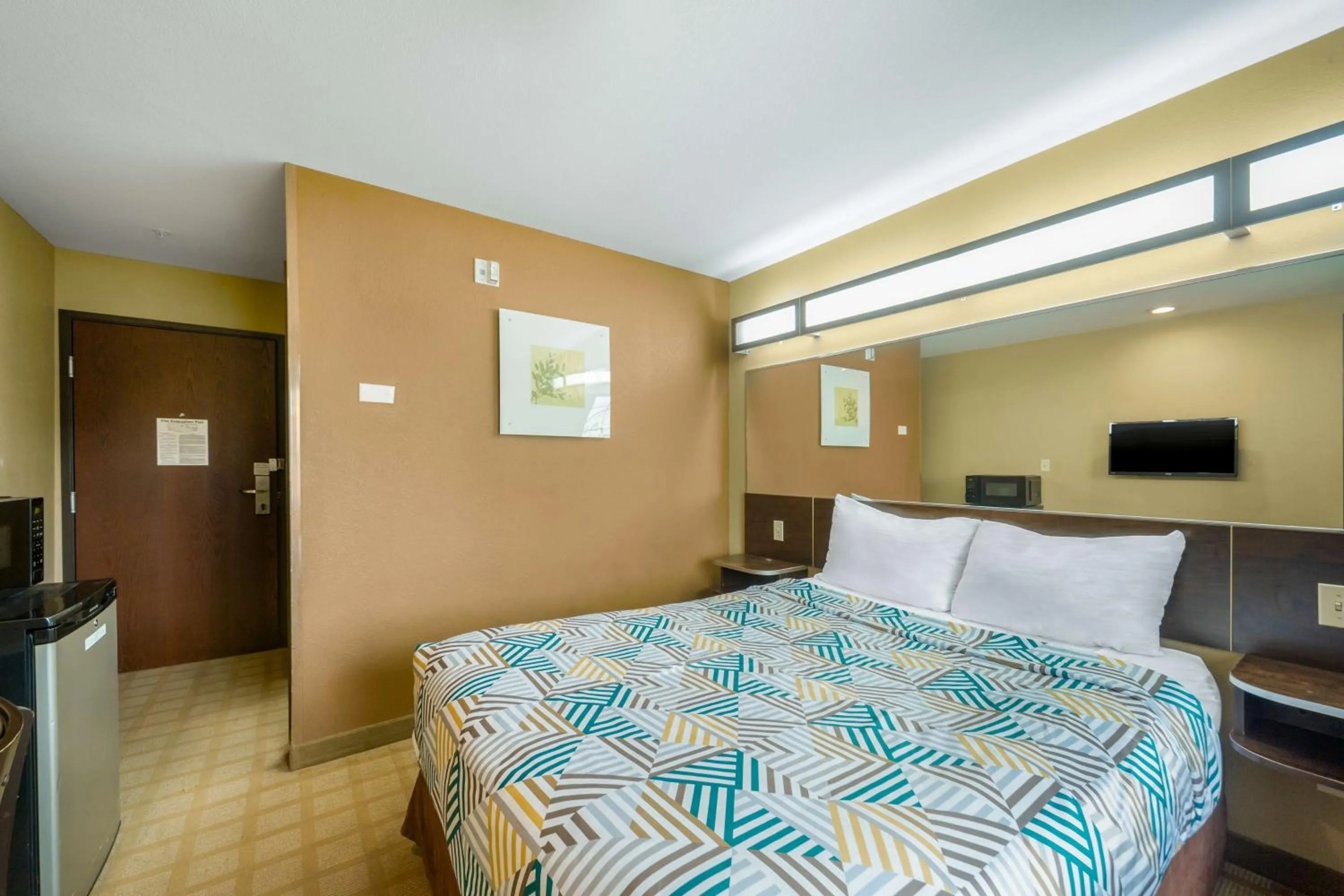 Bedroom, Bed in Motel 6 Breaux Bridge, LA