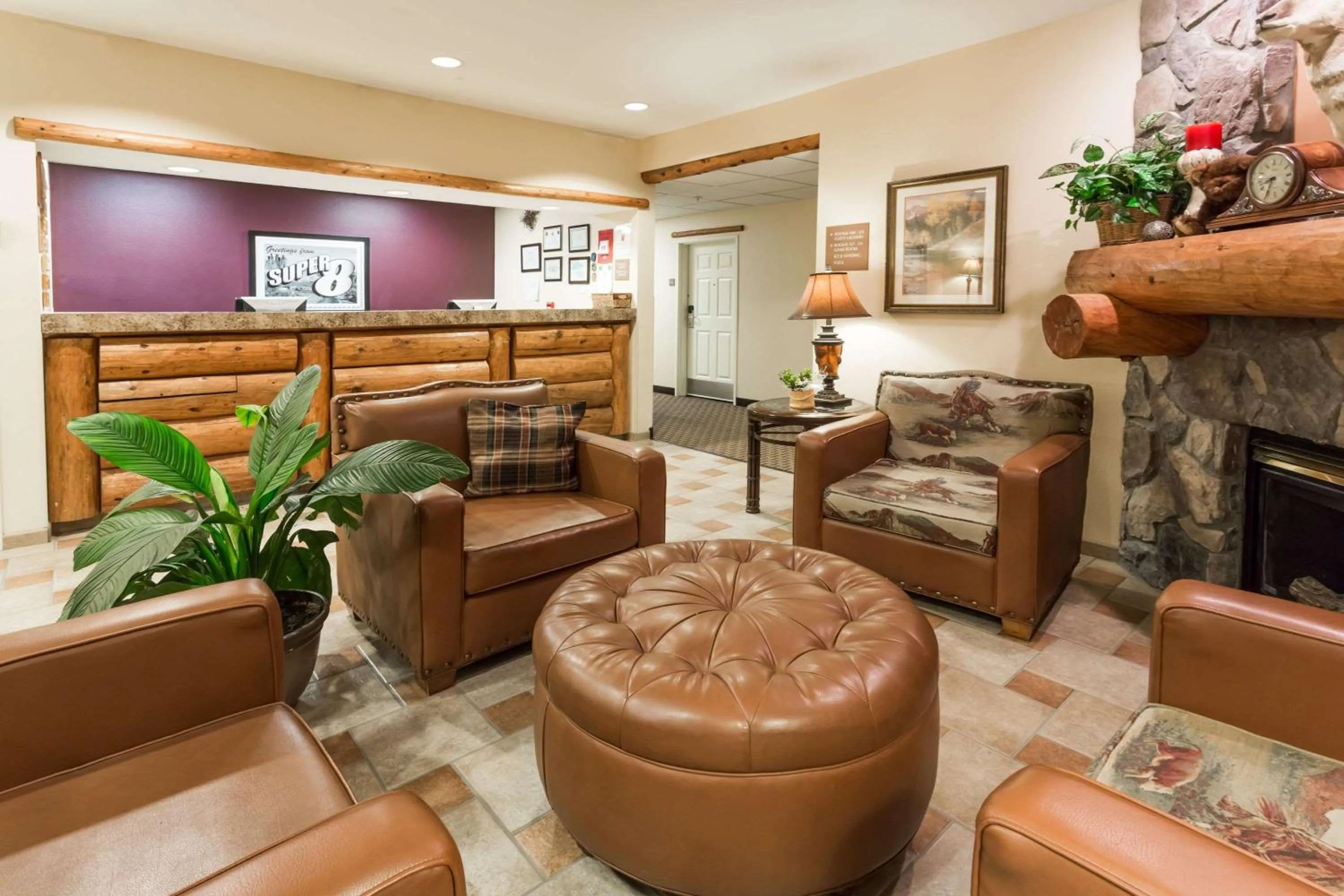 Lobby or reception in Super 8 by Wyndham Wheatland Wyoming