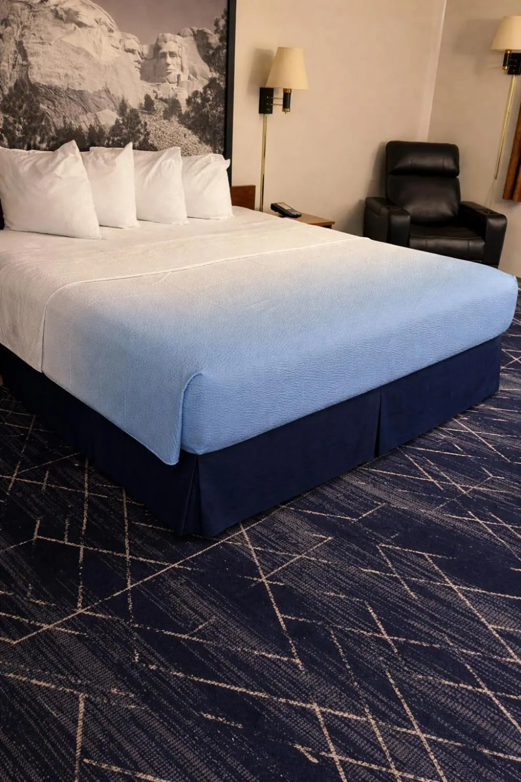 Bedroom, Bed in Super 8 by Wyndham Sturgis