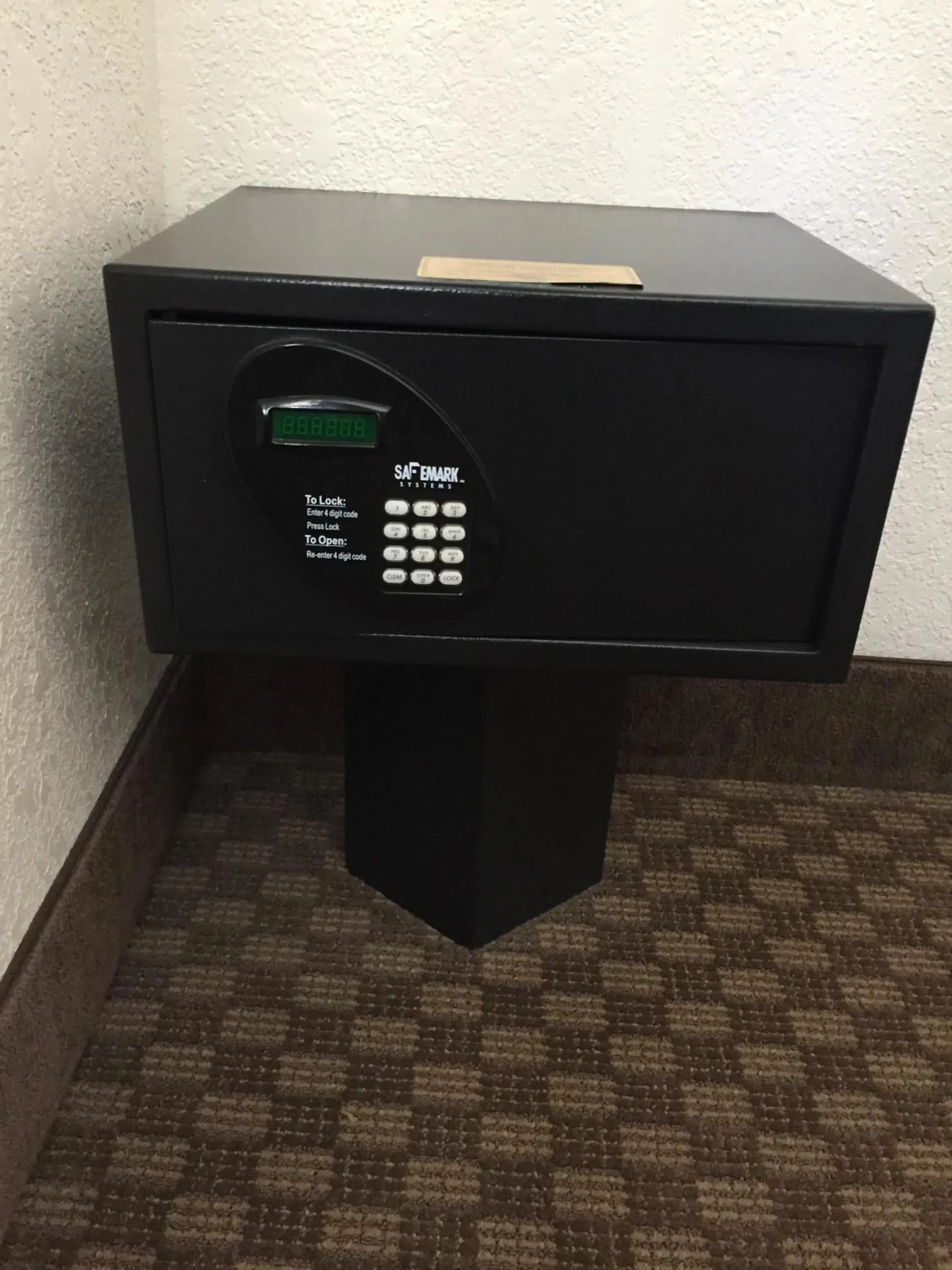 King Room - Non-Smoking in Super 8 by Wyndham Cuba King Room - Non-Smoking in Super 8 by Wyndham Cuba