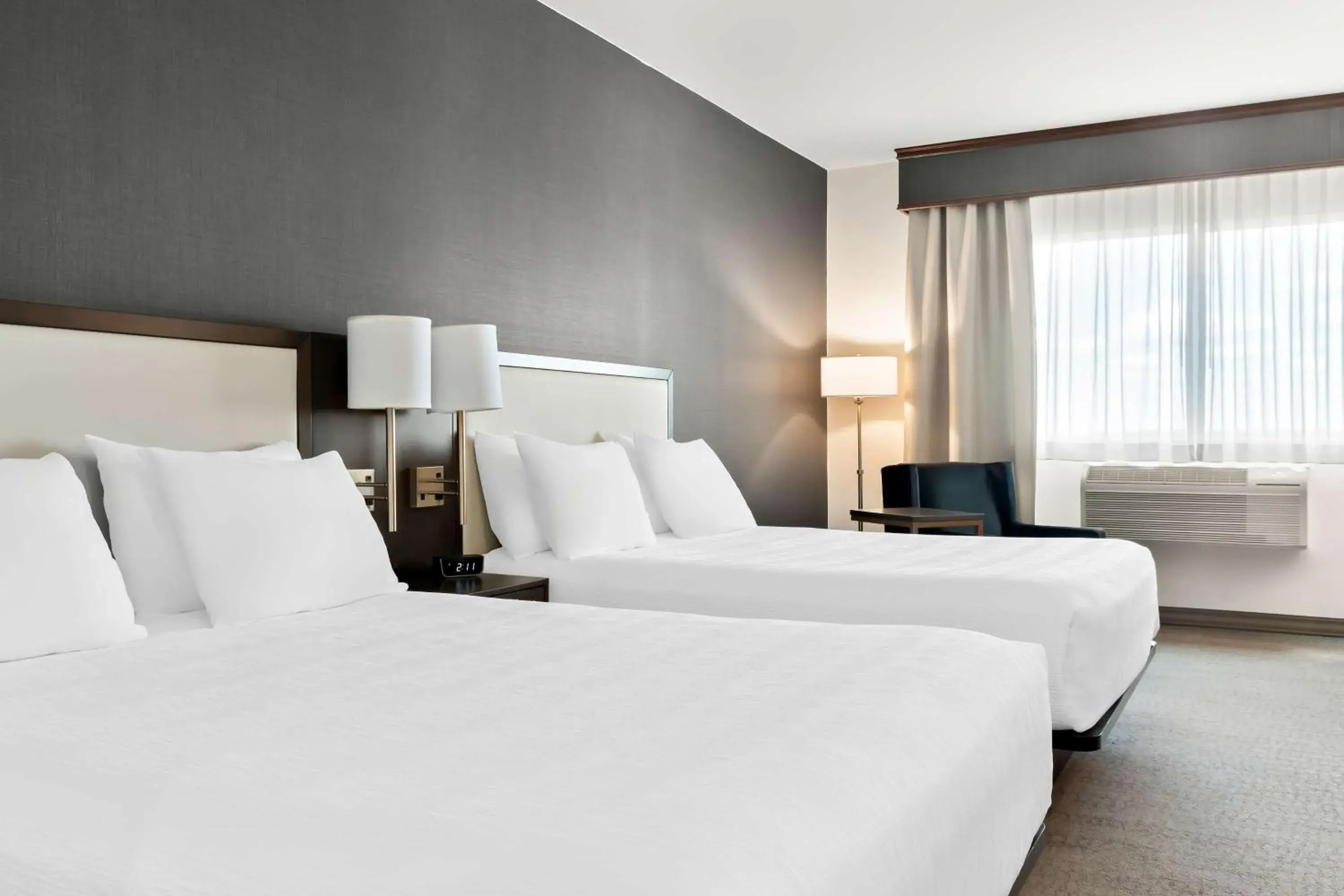 Queen Room with Two Queen Beds and Kitchenette in Best Western Plus Morden Queen Room with Two Queen Beds and Kitchenette in Best Western Plus Morden