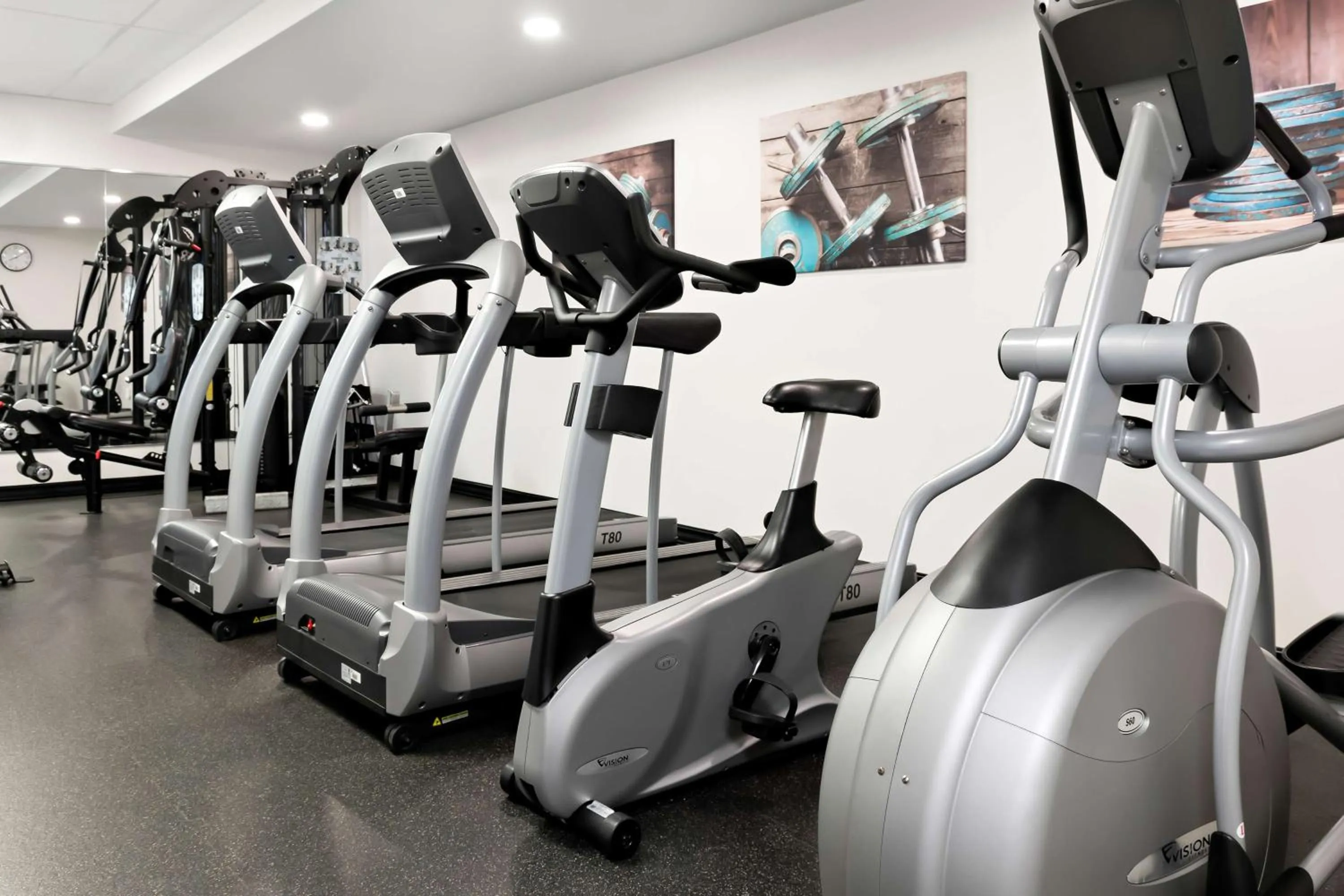 Fitness centre/facilities in Best Western Plus Morden