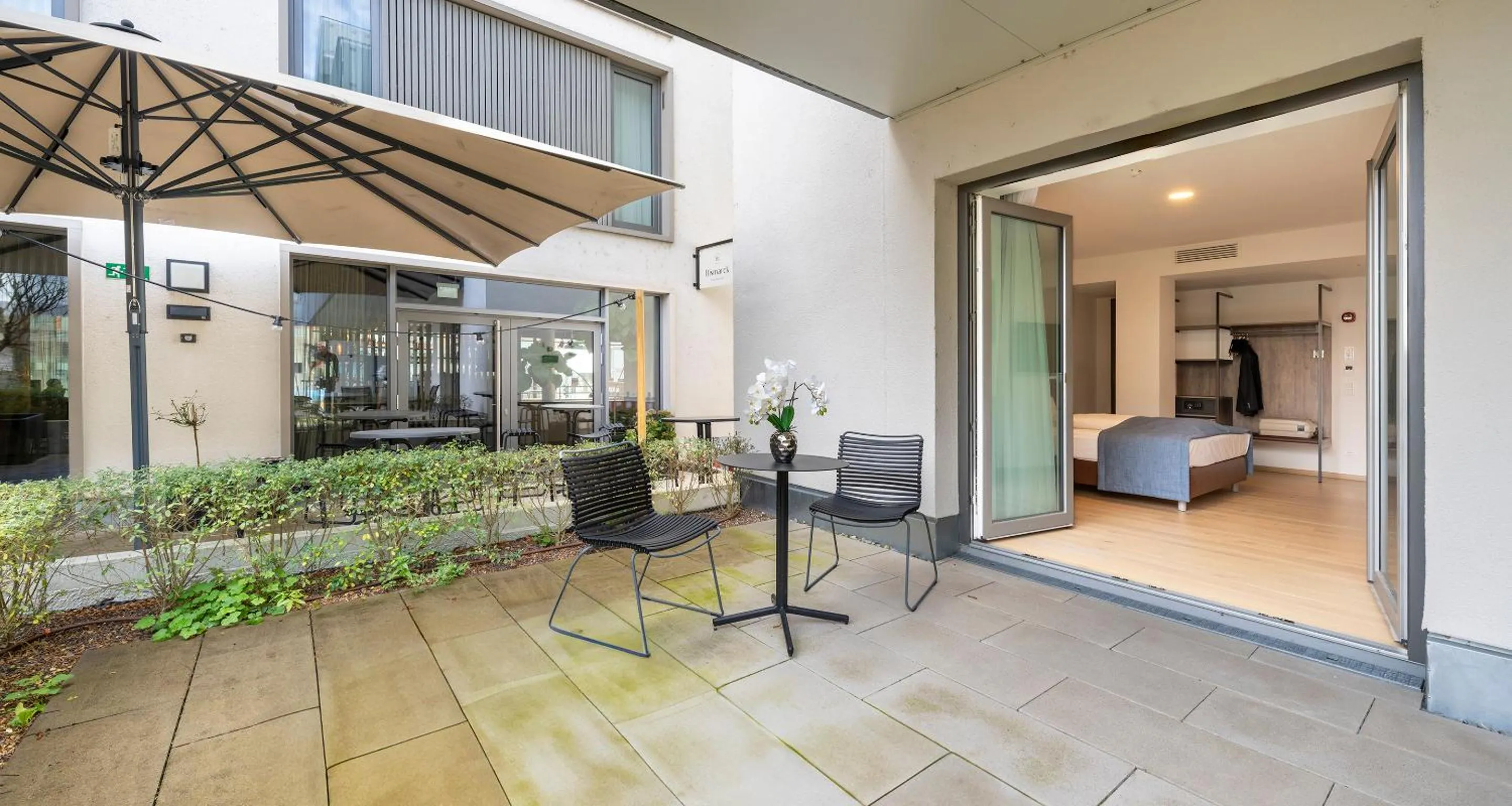 Balcony/Terrace, Bed in Aiden by Best Western Biberach