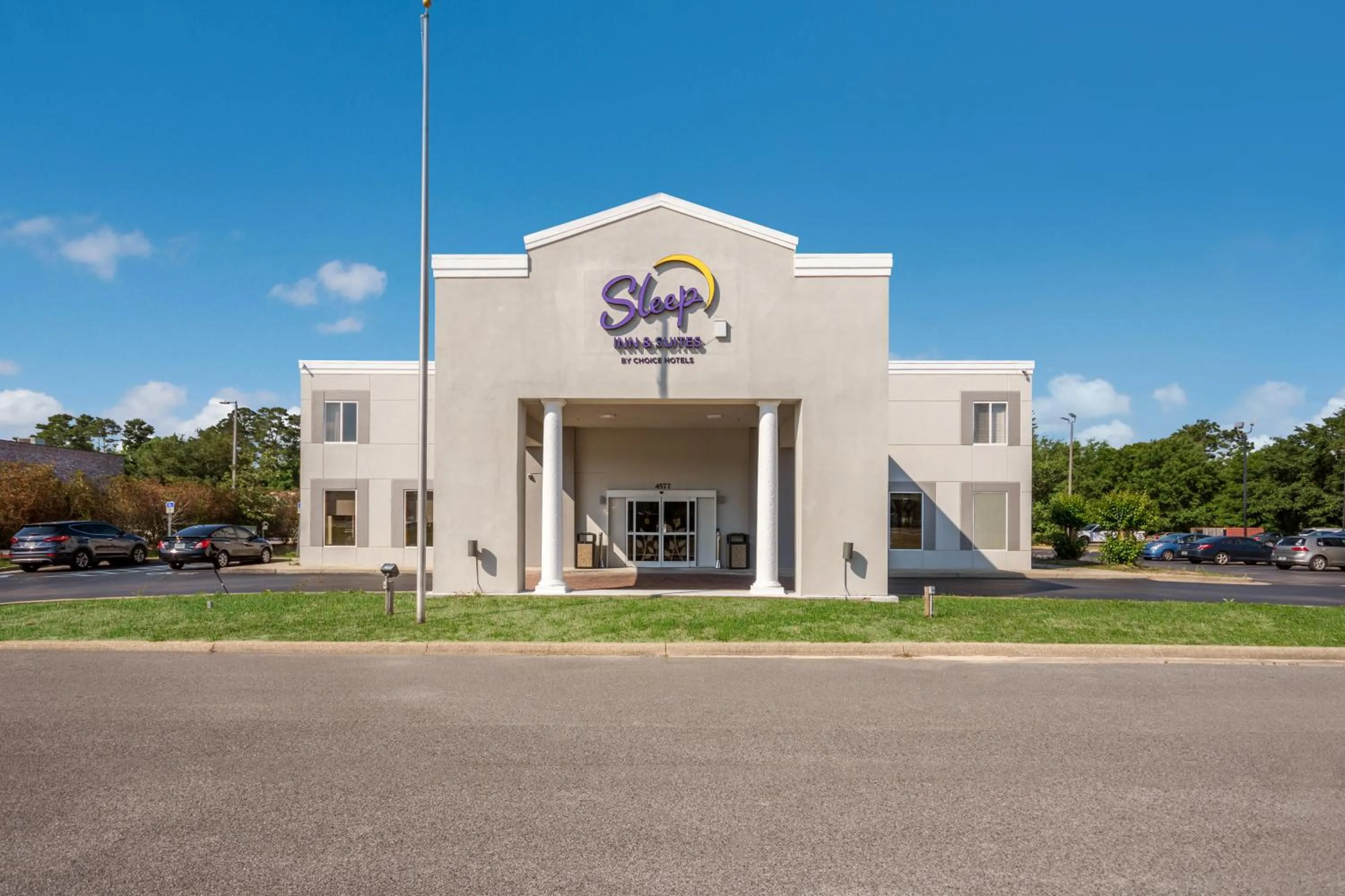 Property building in Sleep Inn & Suites Niceville - Destin