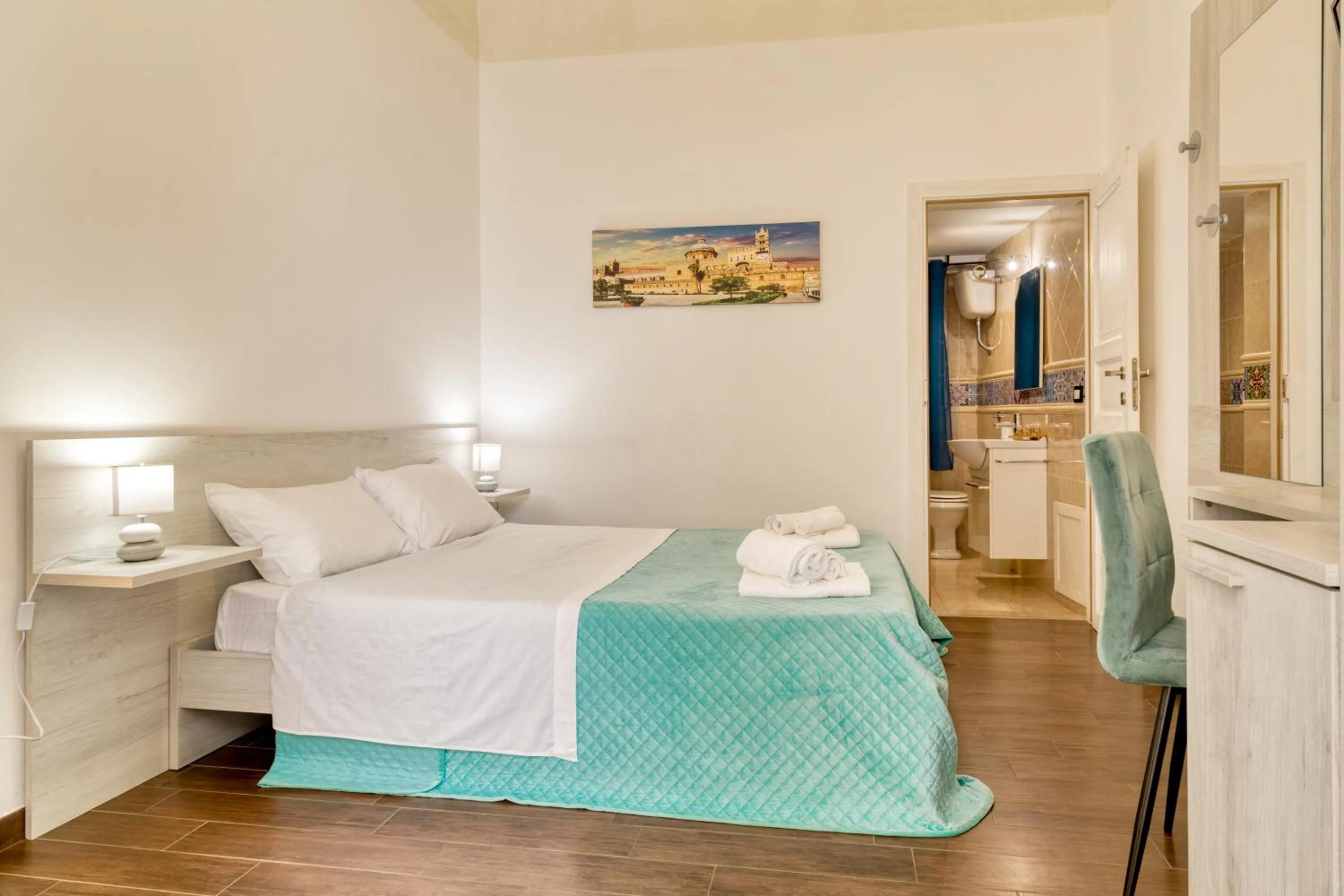 Bedroom, Bed in Pupi 93 Rooms