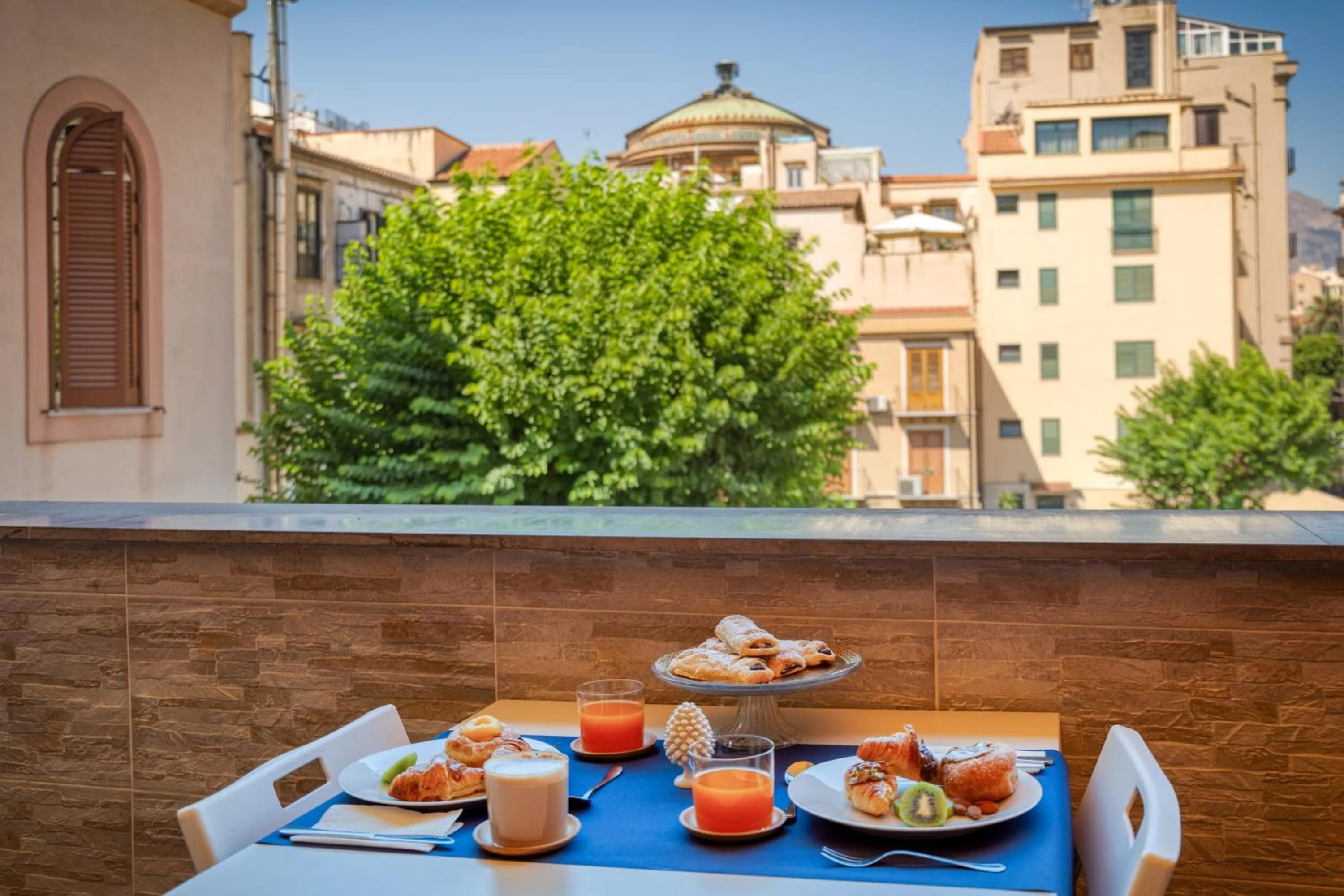 Breakfast in Pupi 93 Rooms