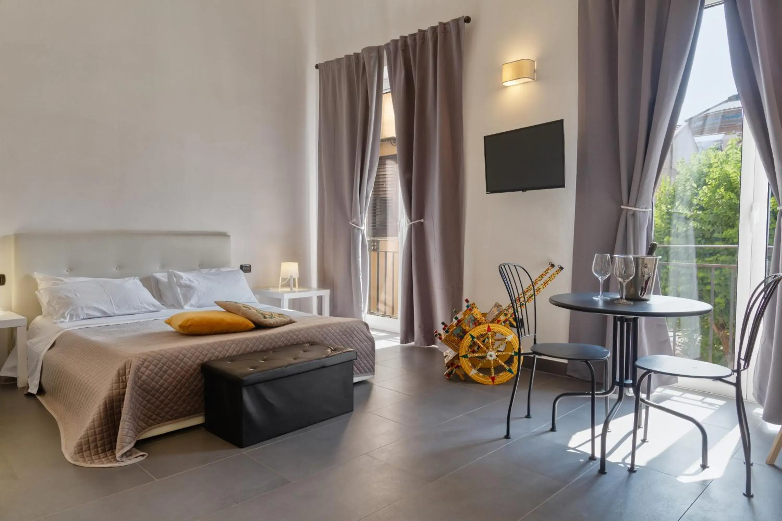 Deluxe Junior Suite in Pupi 93 Rooms Deluxe Junior Suite in Pupi 93 Rooms