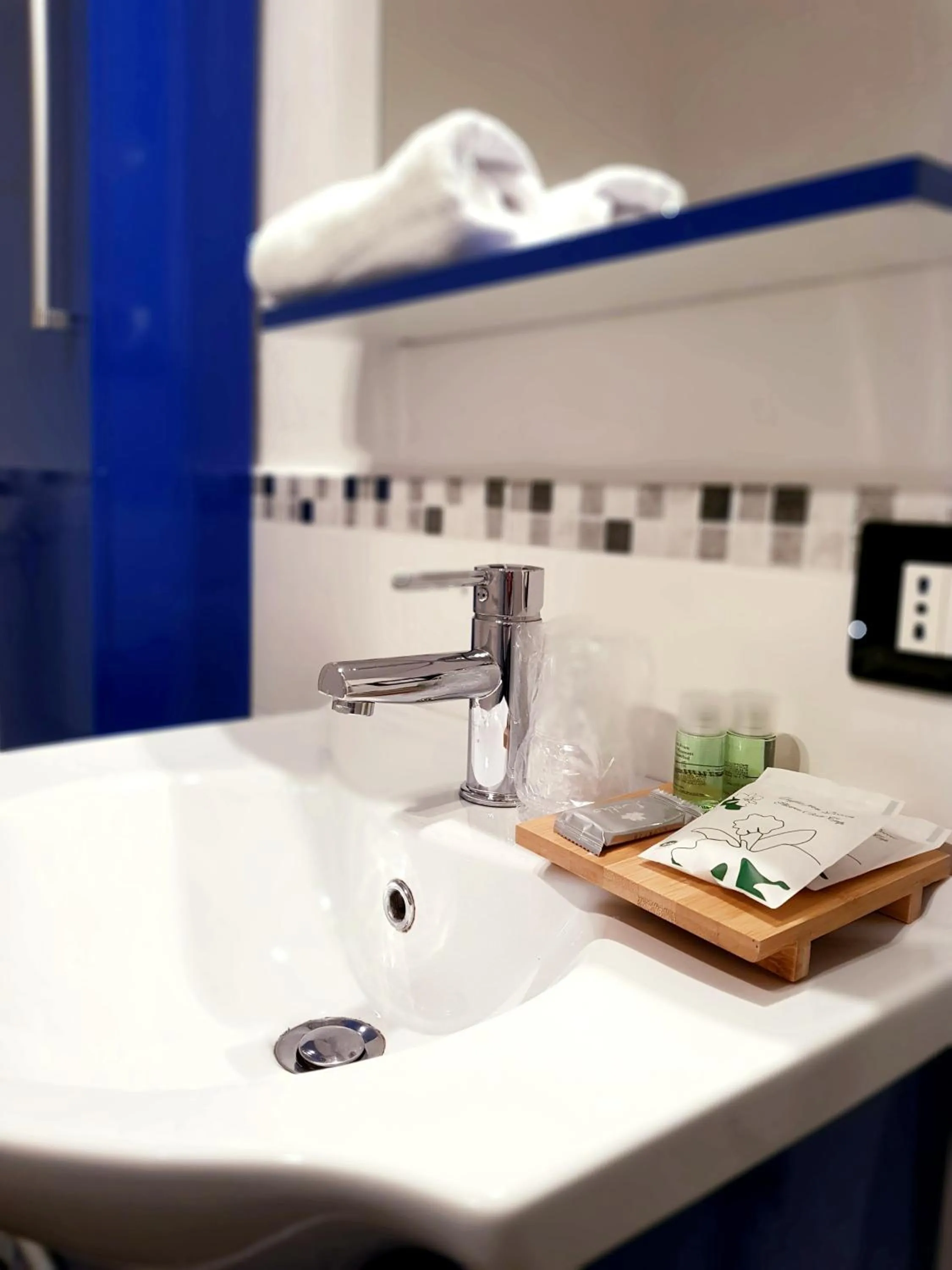 Bathroom in Pupi 93 Rooms