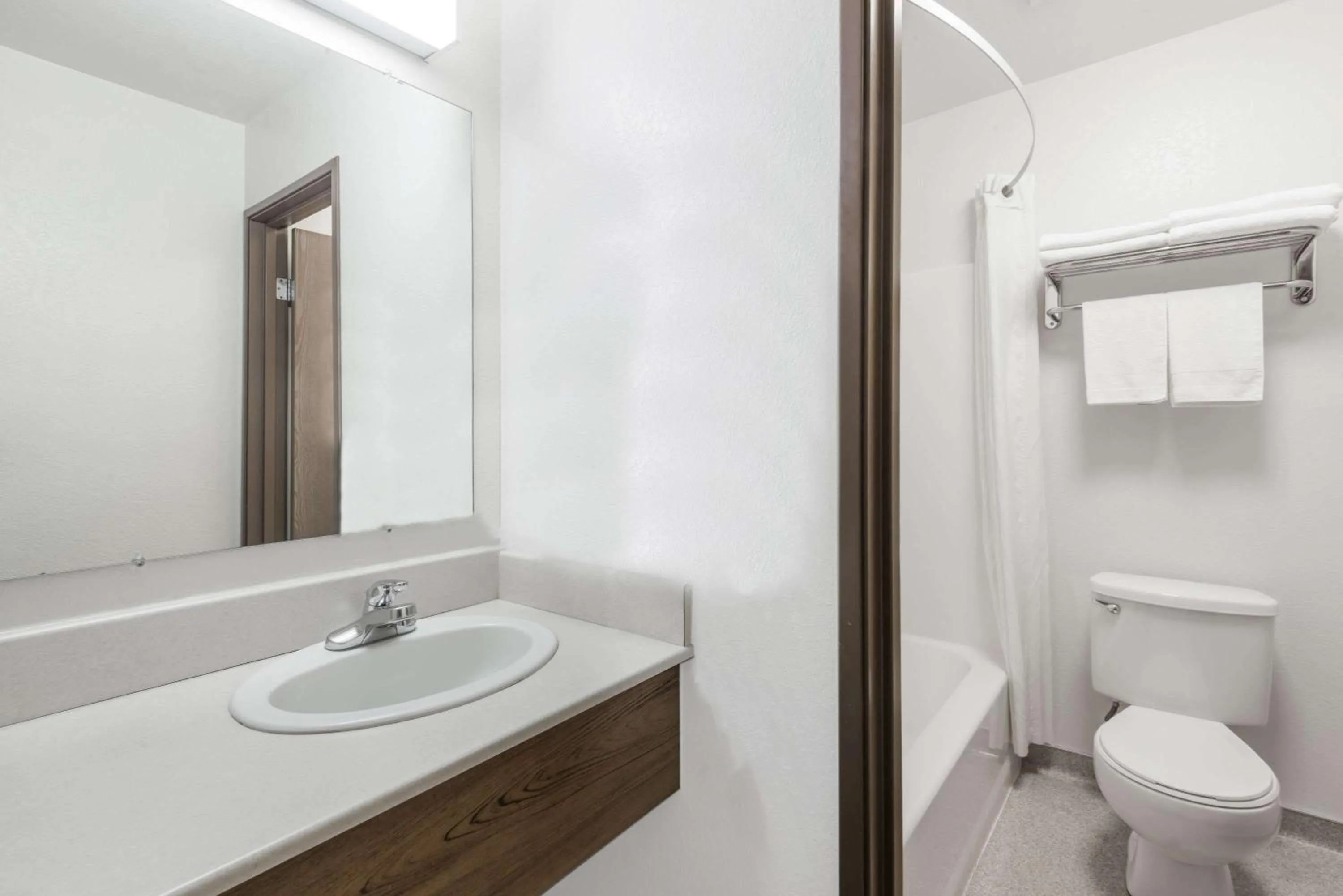 Bathroom in Super 8 by Wyndham Missoula/Reserve St.