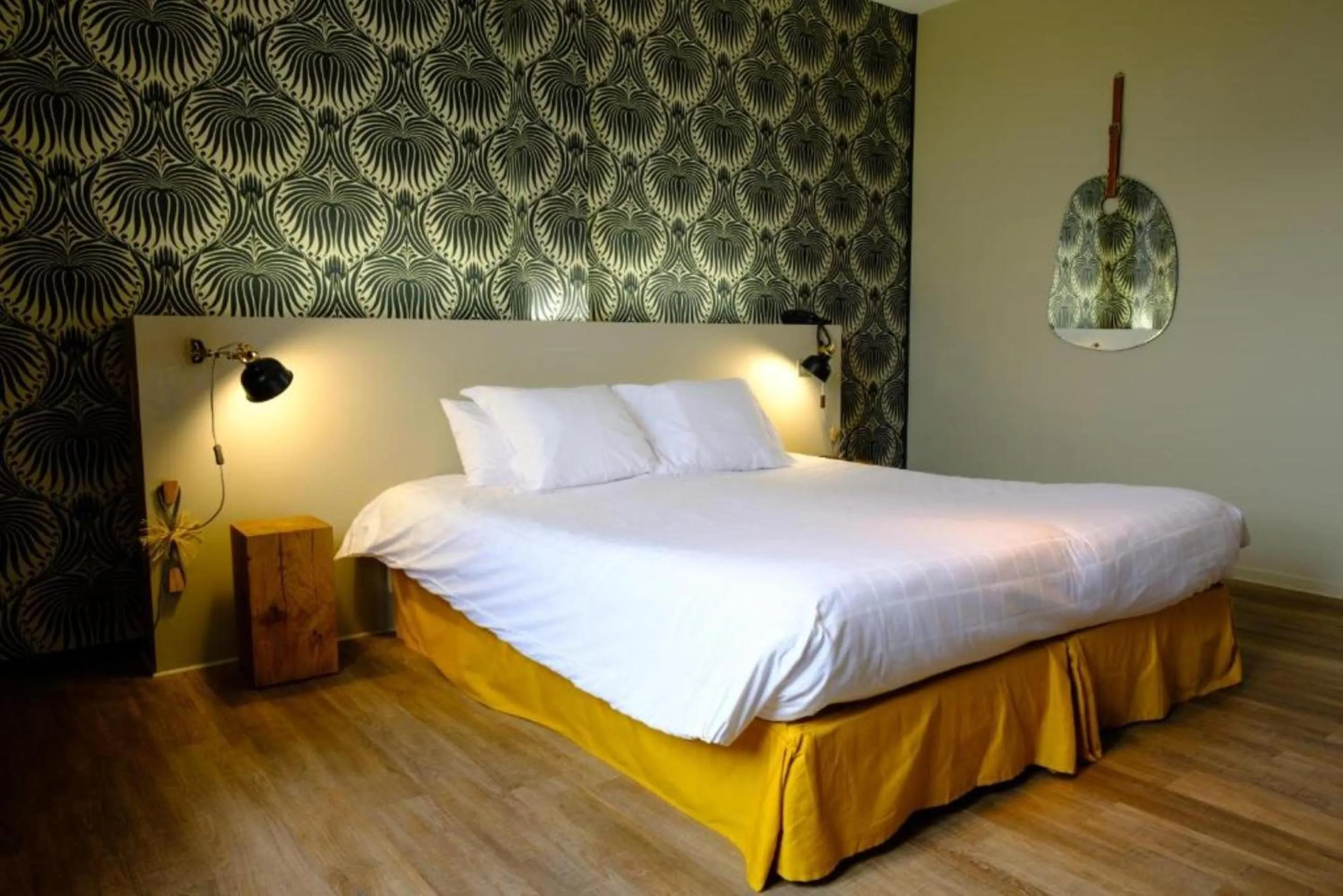 Bedroom, Bed in Le Moulin de Moissac, Sure Hotel Collection by Best Western