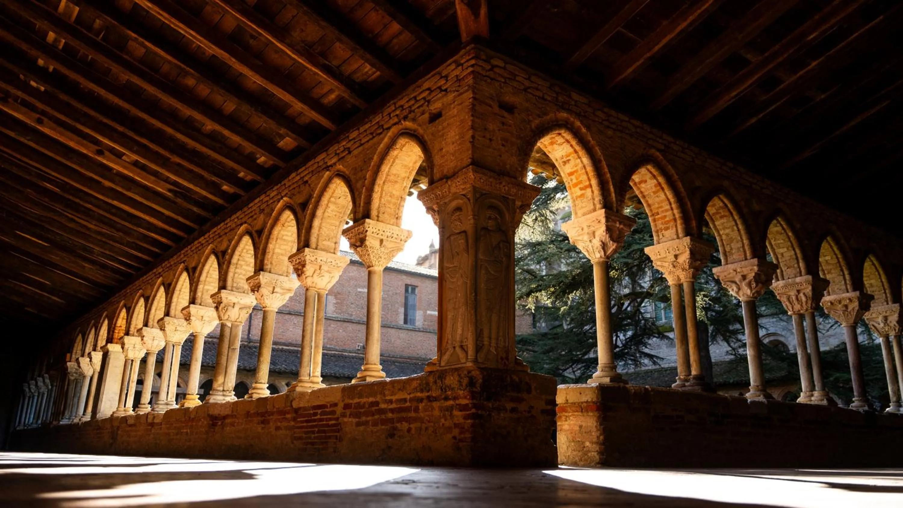 Day in Hôtel & Restaurant Le Moulin de Moissac